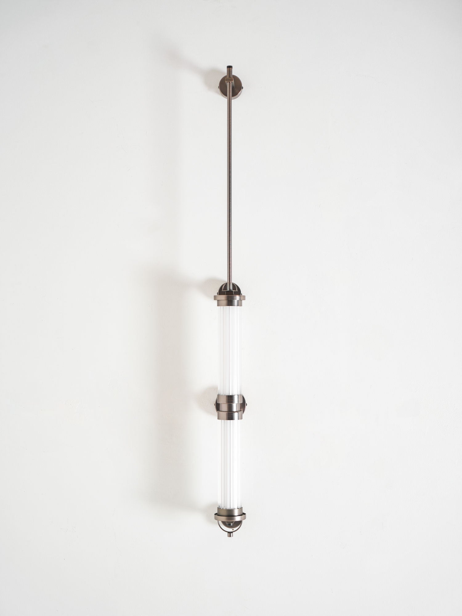 meridian-vertical-wall-sconce-anzaz--9