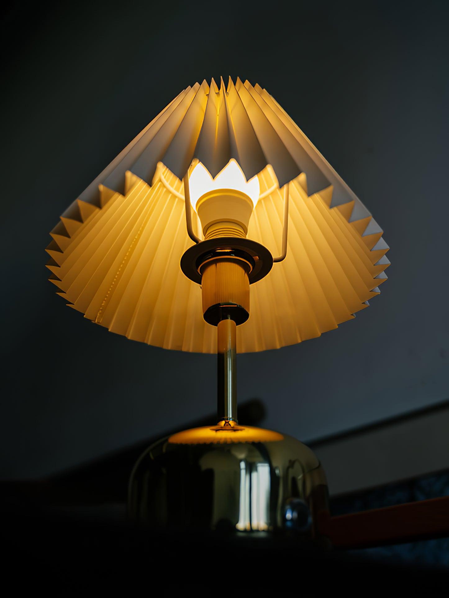 metal-antique-table-lamp-anzaz--9