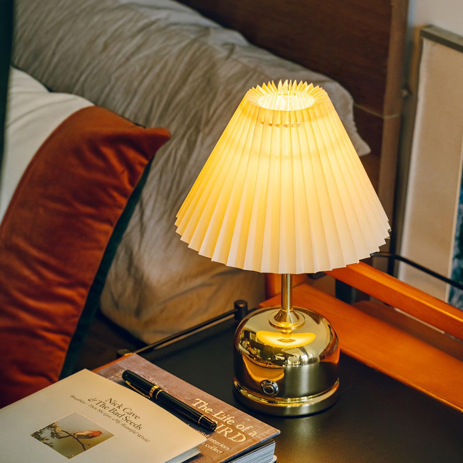 metal-antique-table-lamp-anzaz-Gold-3