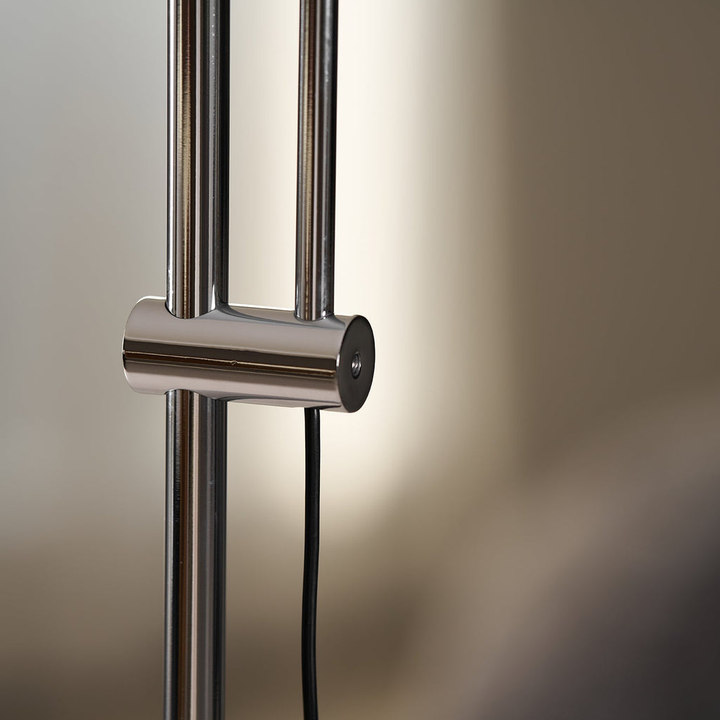 metal-body-graceful-floor-lamp-anzaz--28