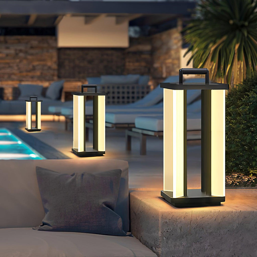 metroluxe-solar-outdoor-light-anzaz-Model B: Solar-Powered Version-6