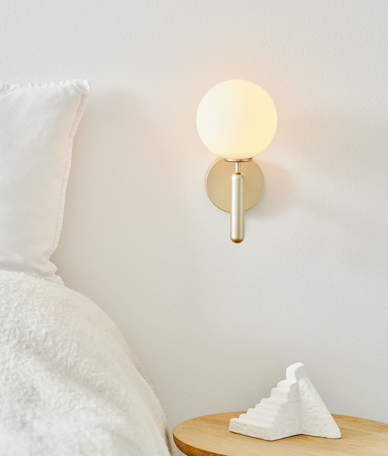 nordica-plug-in-wall-lamp-anzaz--37