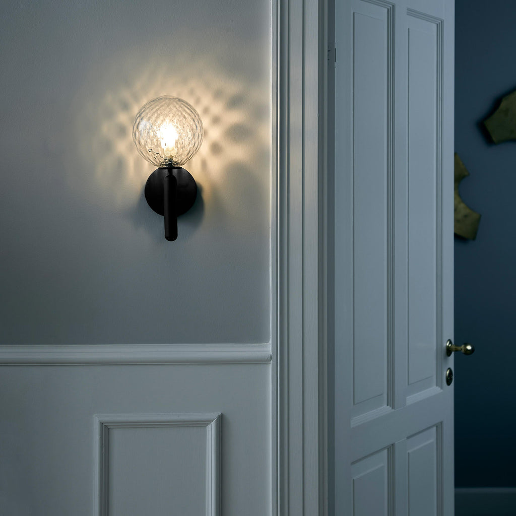 nordica-plug-in-wall-lamp-anzaz--80