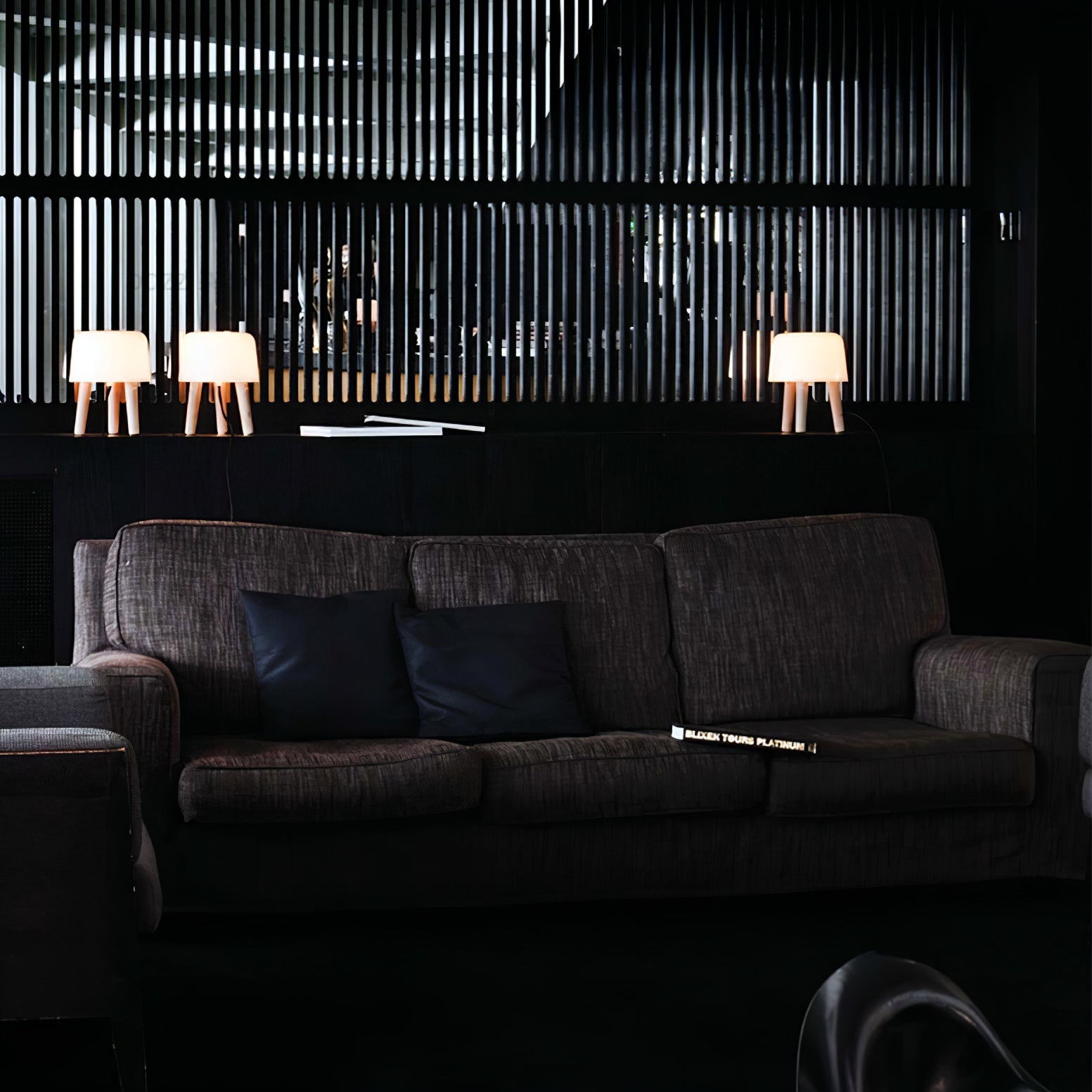 milk-table-lamp-anzaz--22