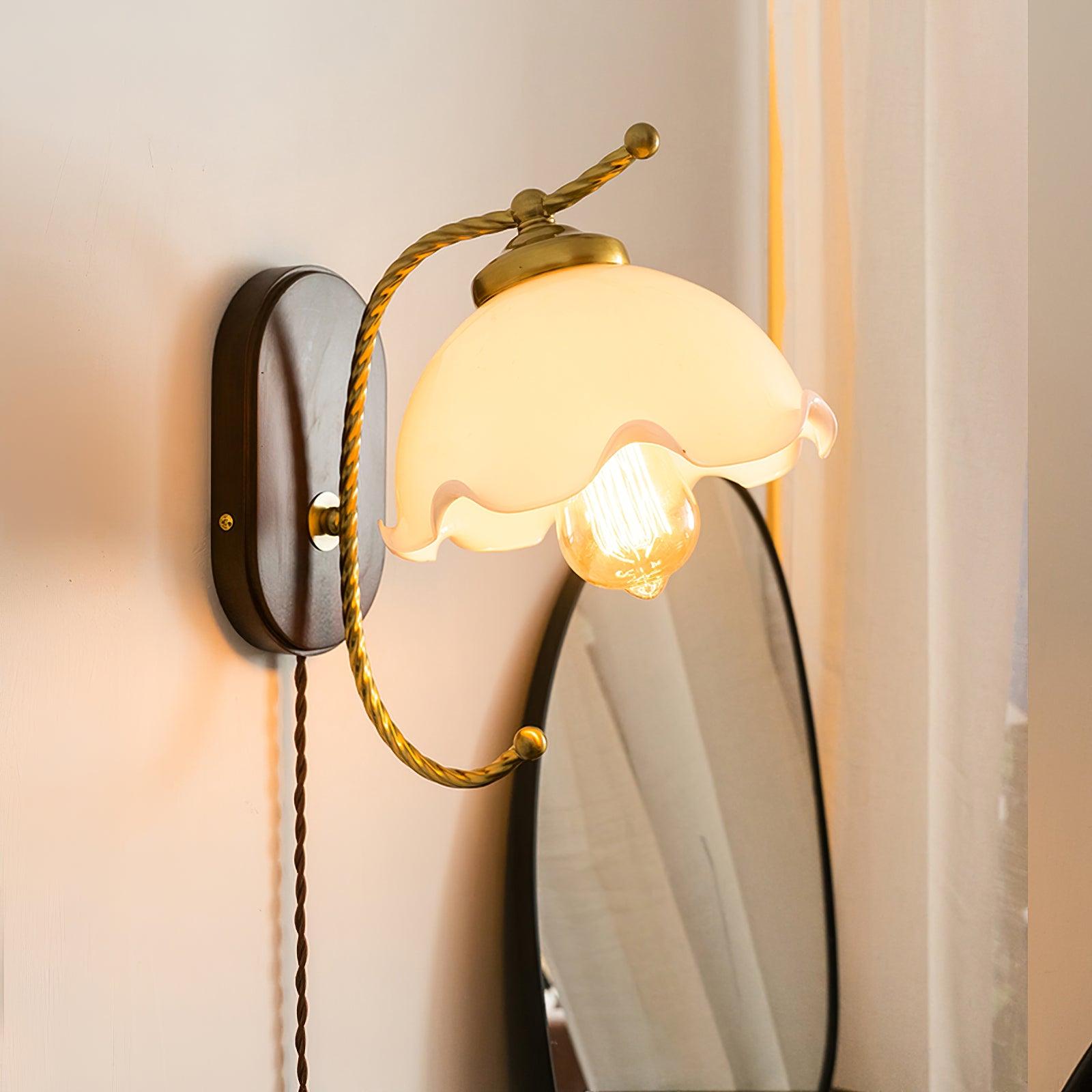 milky-flower-wall-light-anzaz-Wooden+White-2