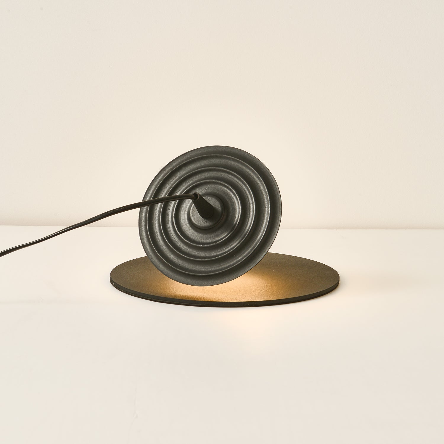 miller-record-table-lamp-anzaz--11