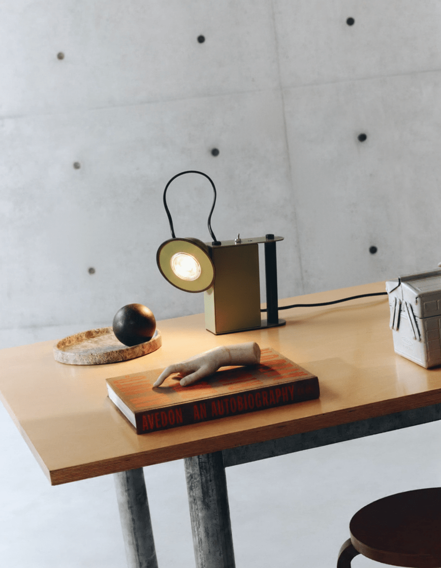 roland-camera-table-light-anzaz-Green-4