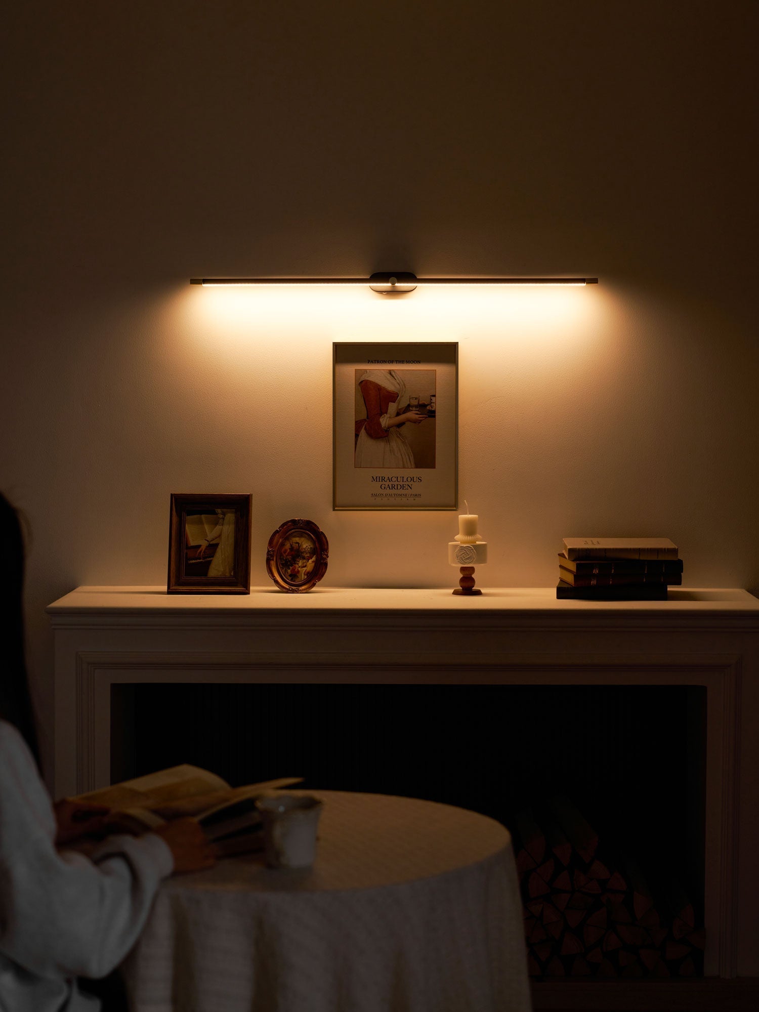 minimalist-linear-rechargeable-wall-lamp-anzaz--61