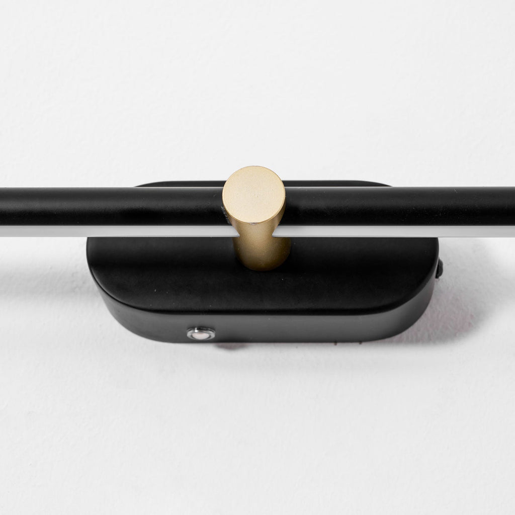 minimalist-linear-rechargeable-wall-lamp-anzaz--70