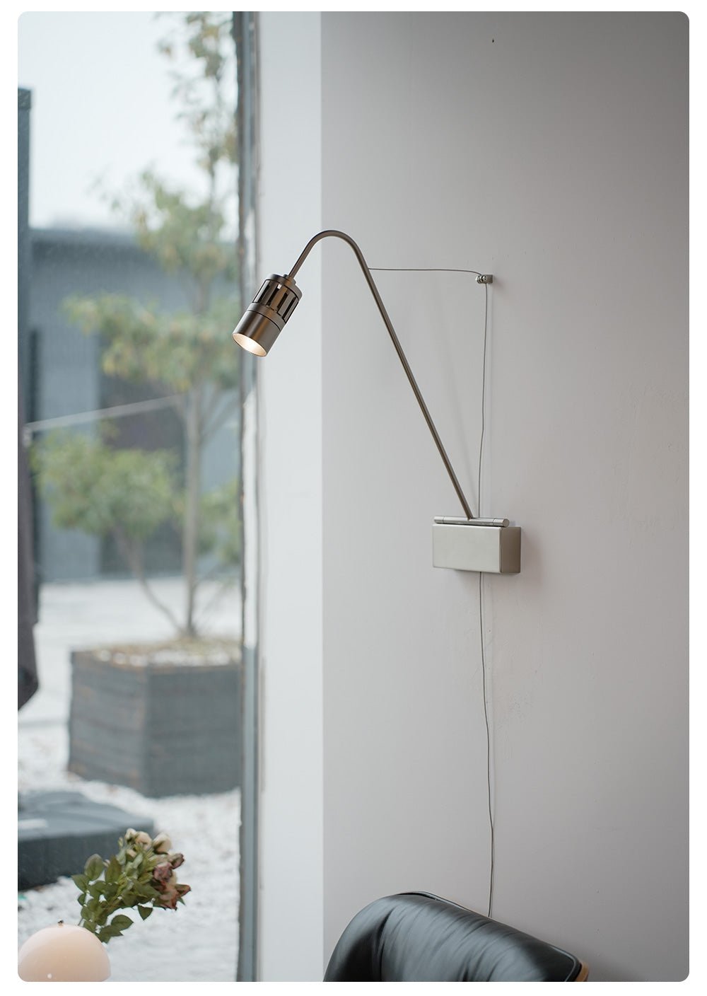 minimalist-adjustable-task-wall-sconce-anzaz--3
