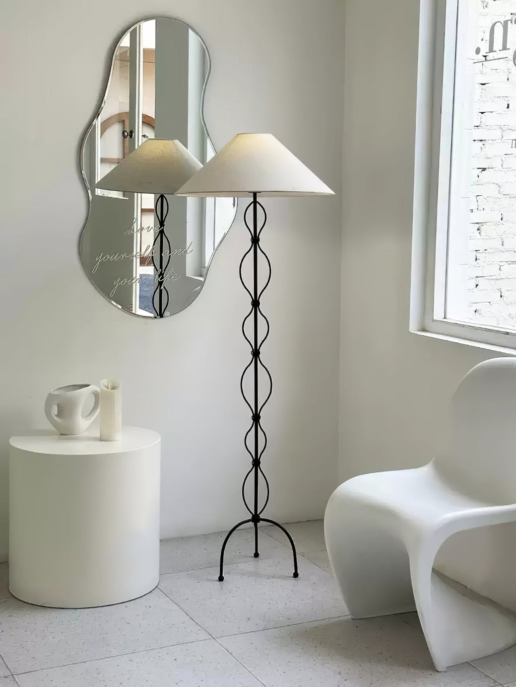 minimalist-iron-twist-floor-lamp-anzaz--10