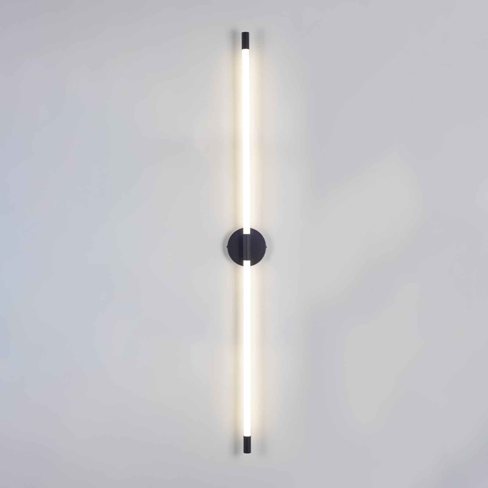 minimalist-vertical-wall-sconce-anzaz--36