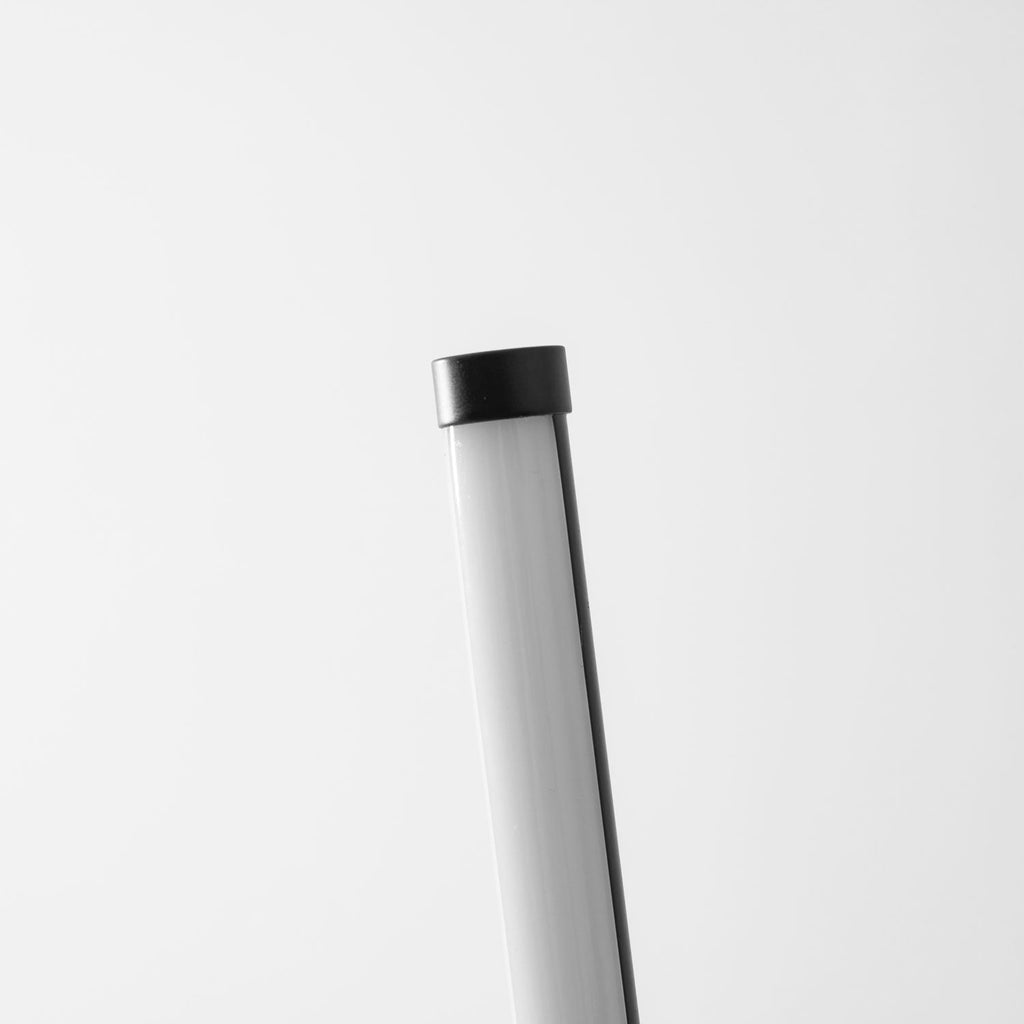 minimalist-led-floor-lamp-anzaz--17