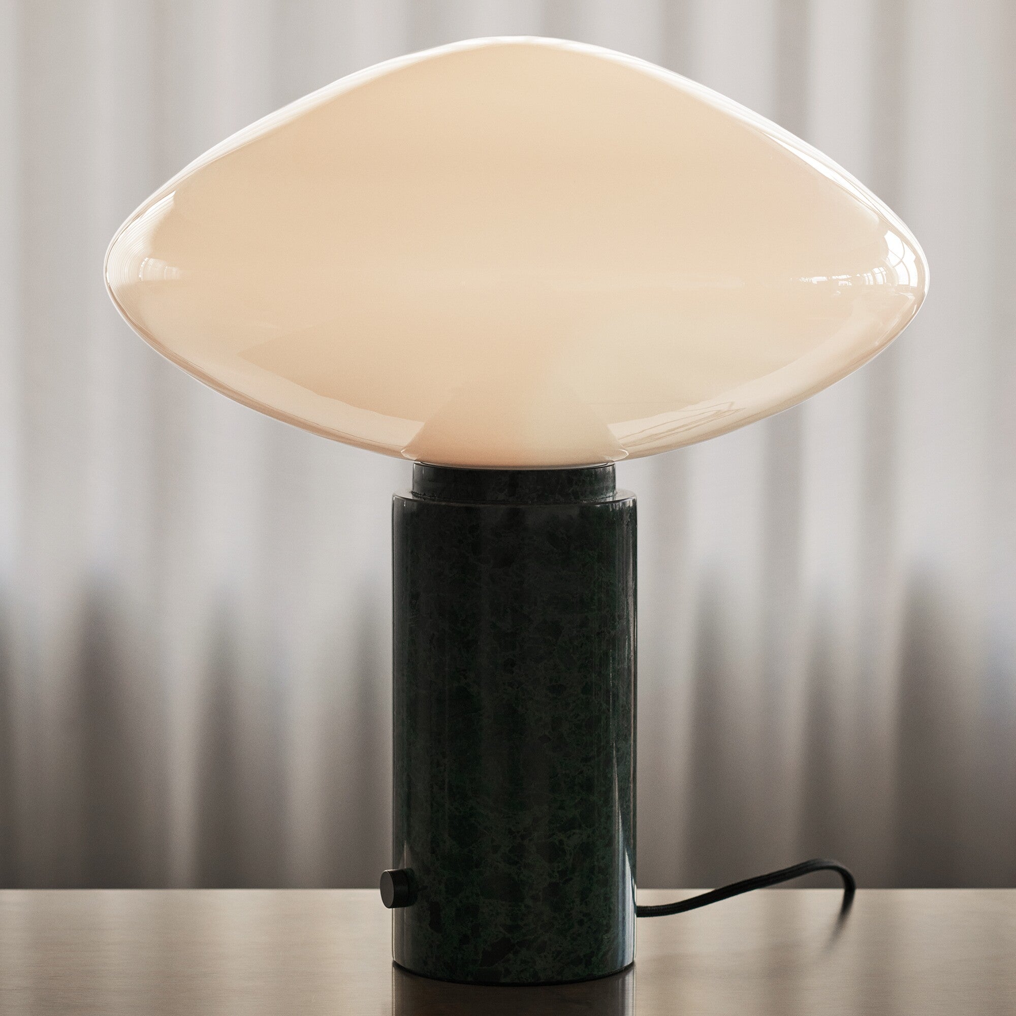 mist-table-lamp-anzaz--30