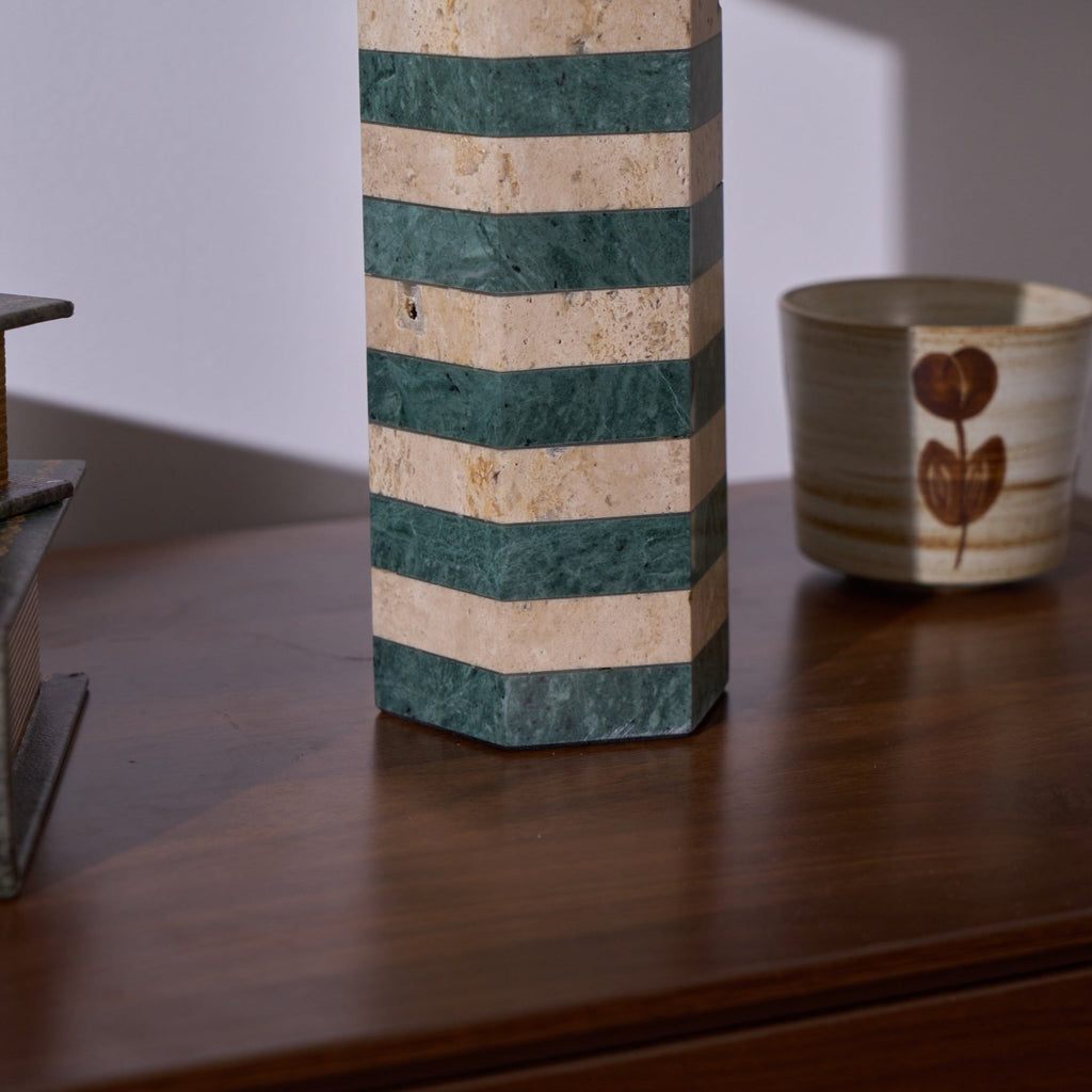 modari-striped-stone-table-lamp-anzaz--29