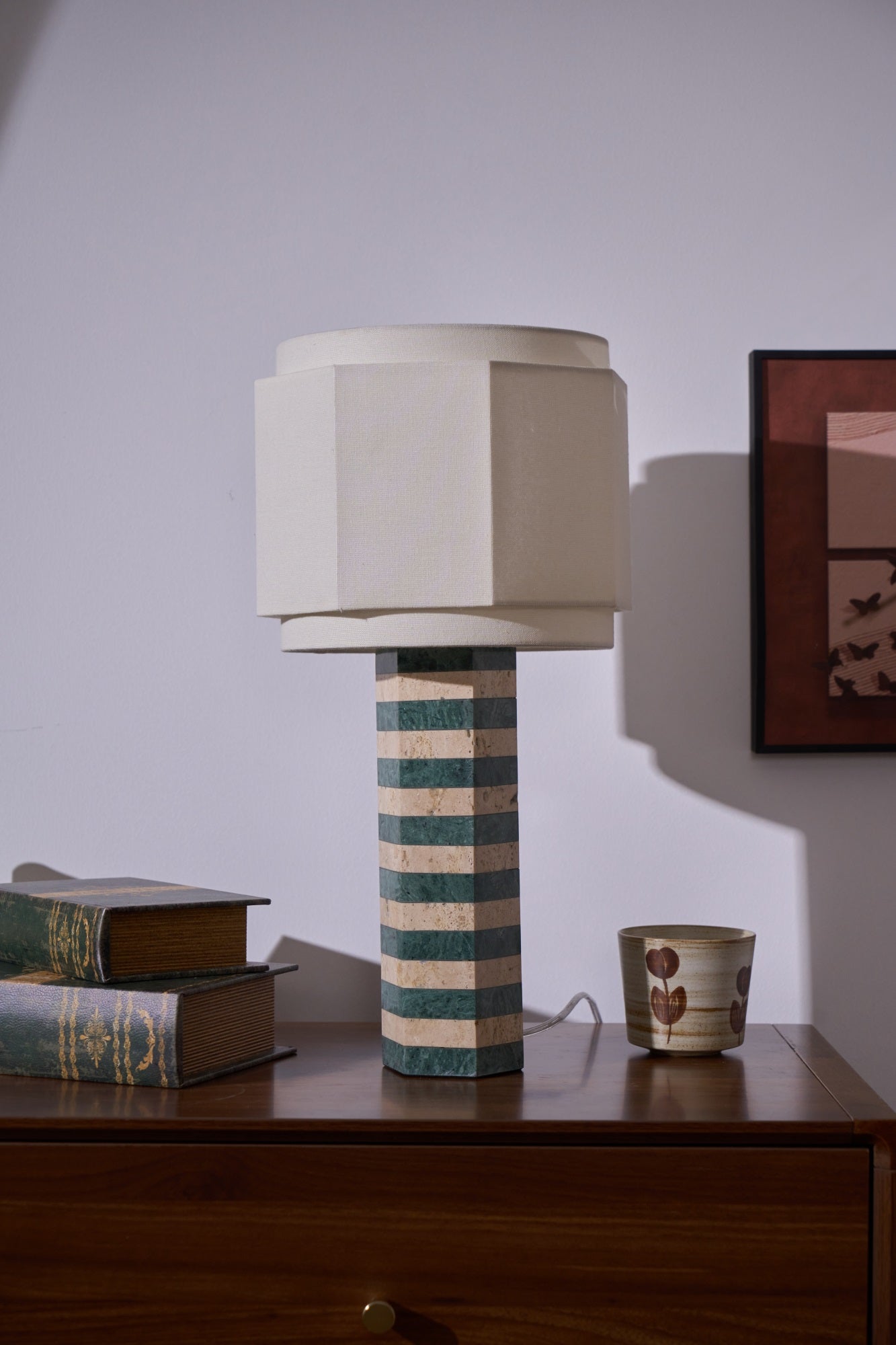 modari-striped-stone-table-lamp-anzaz--8