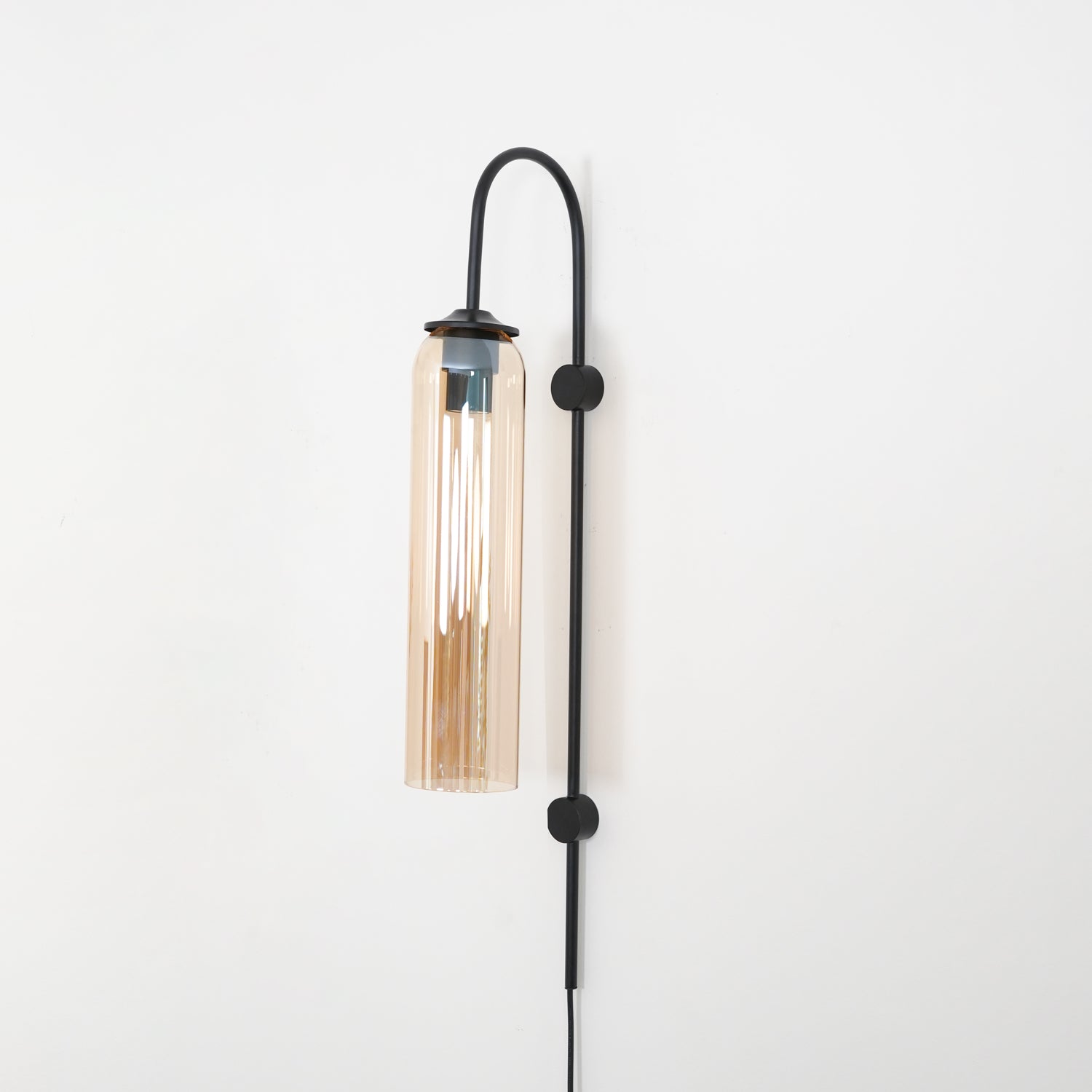modern-glass-plug-in-wall-lamp-anzaz--68