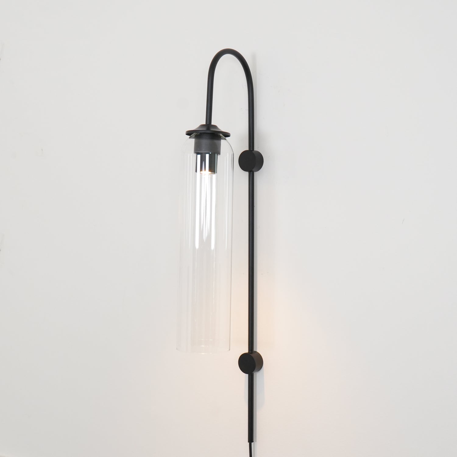 modern-glass-plug-in-wall-lamp-anzaz--70