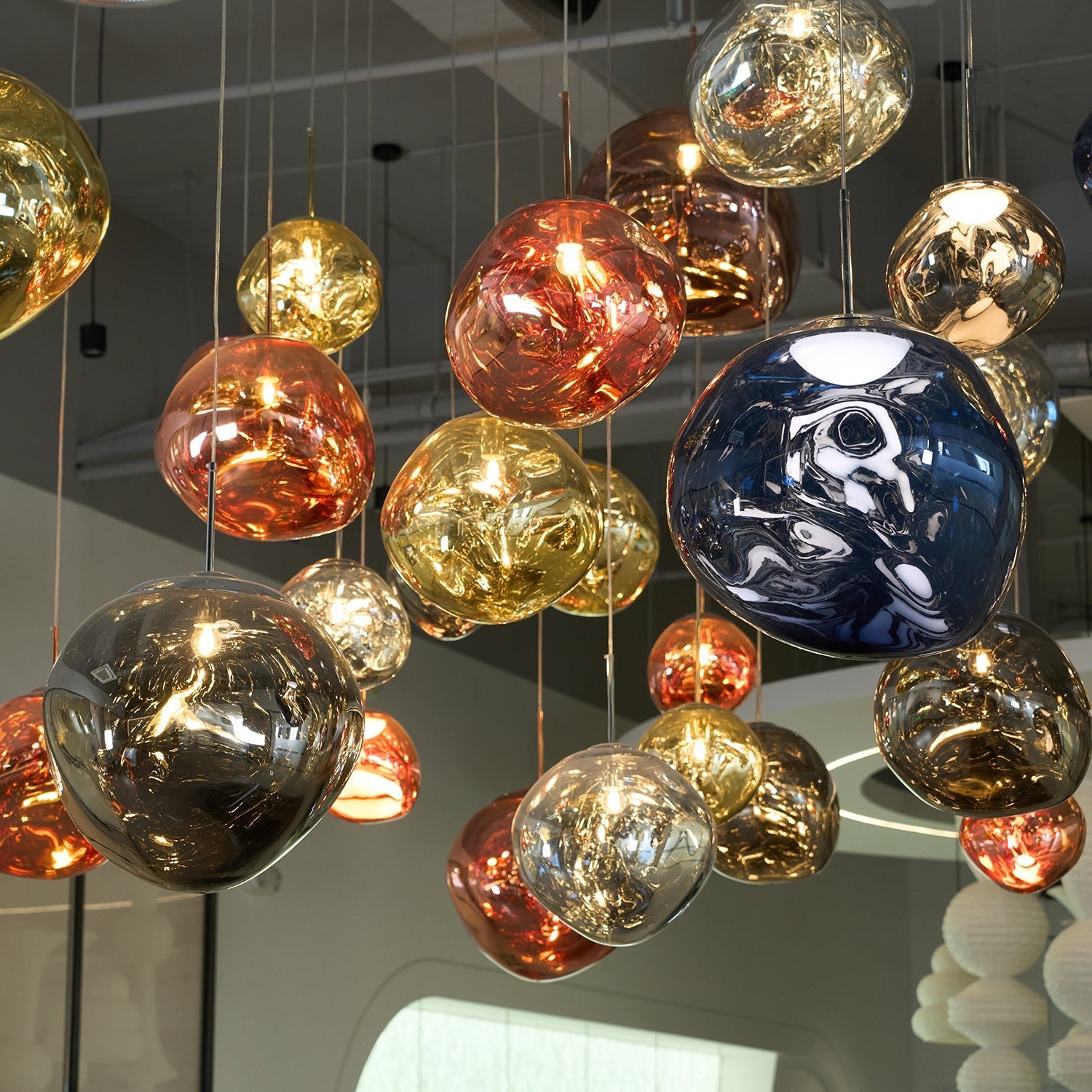 multi-lava-round-pendant-lamp-anzaz-Red-5