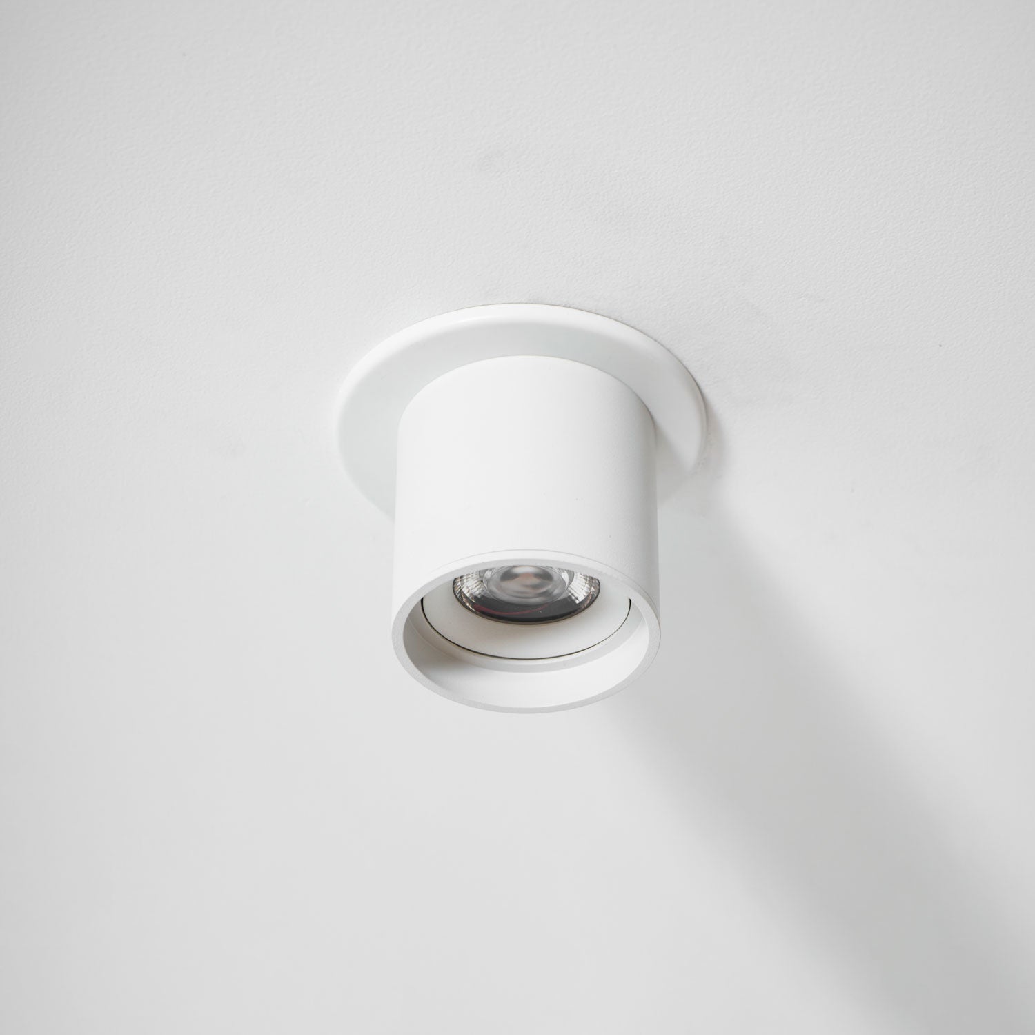 modupoint-ceiling-light-anzaz--41