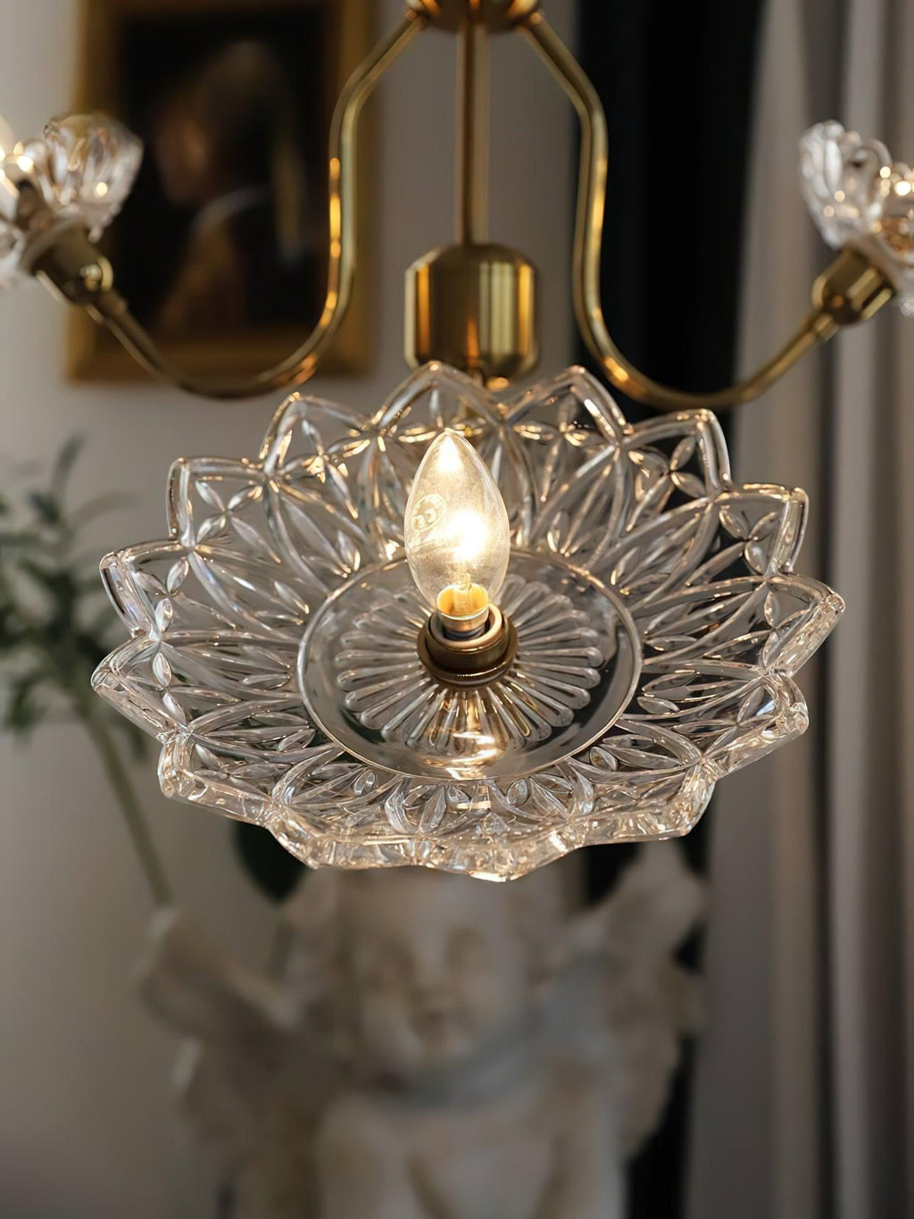 monique-lhuillier-chandelier-anzaz--25