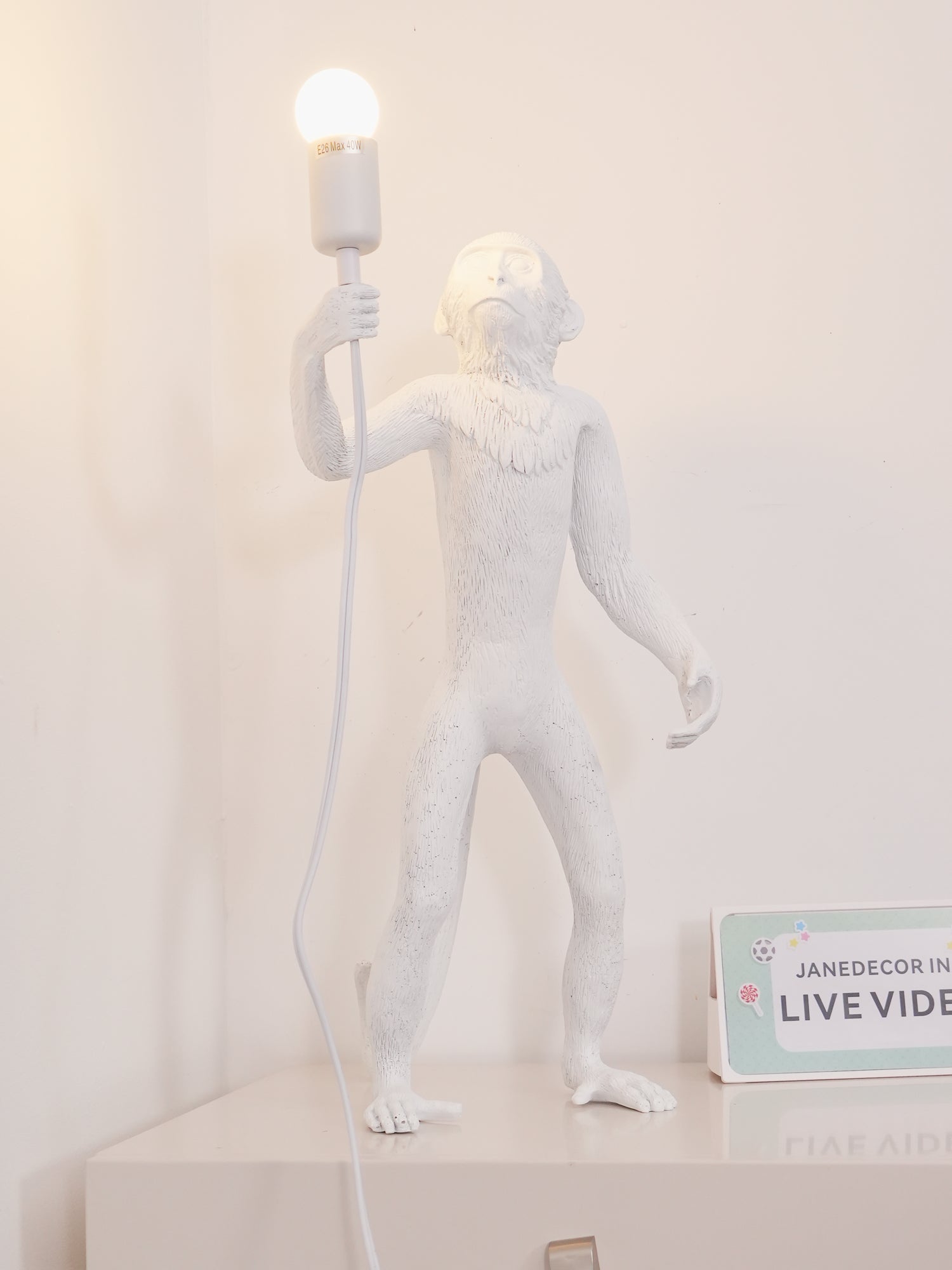 monkey-table-lamp-anzaz-White-9