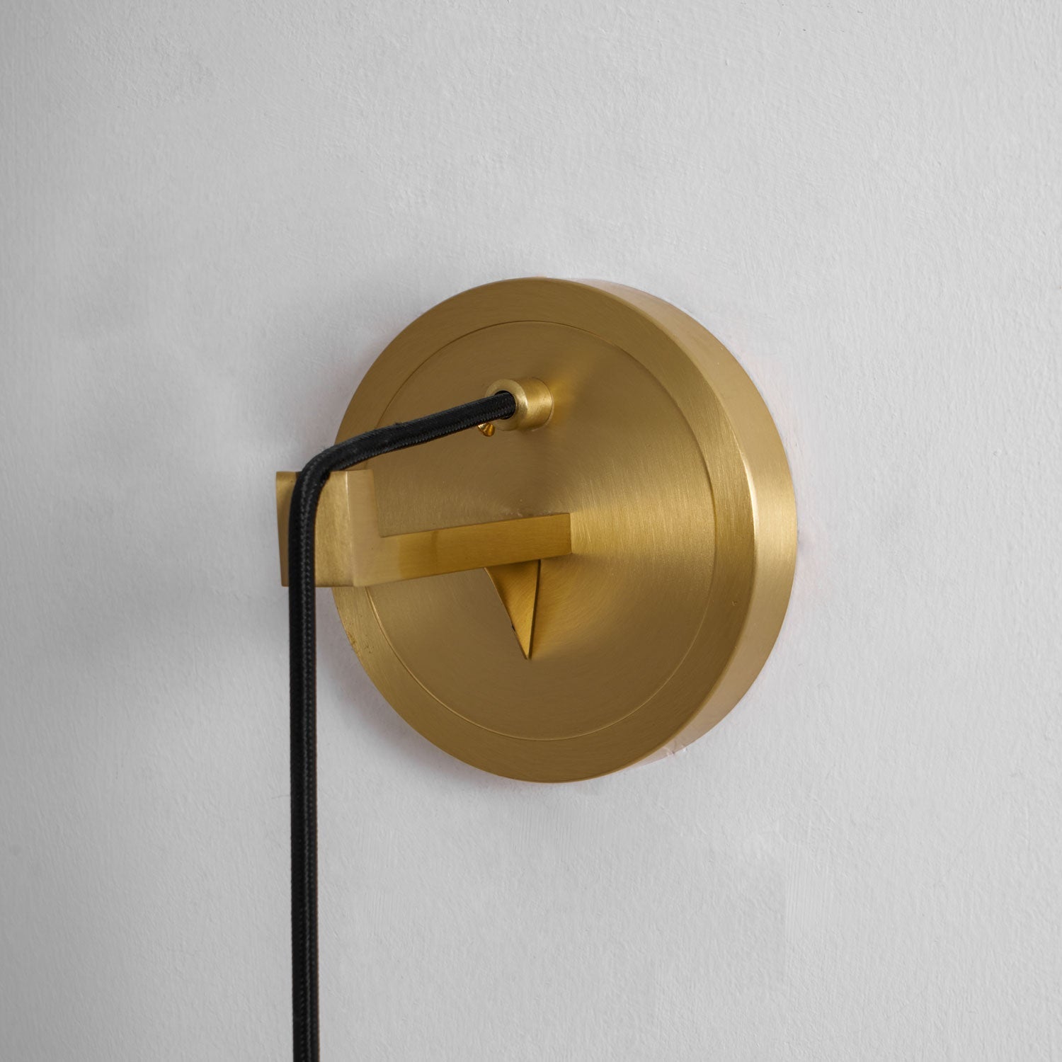 monty-wall-lamp-anzaz--34