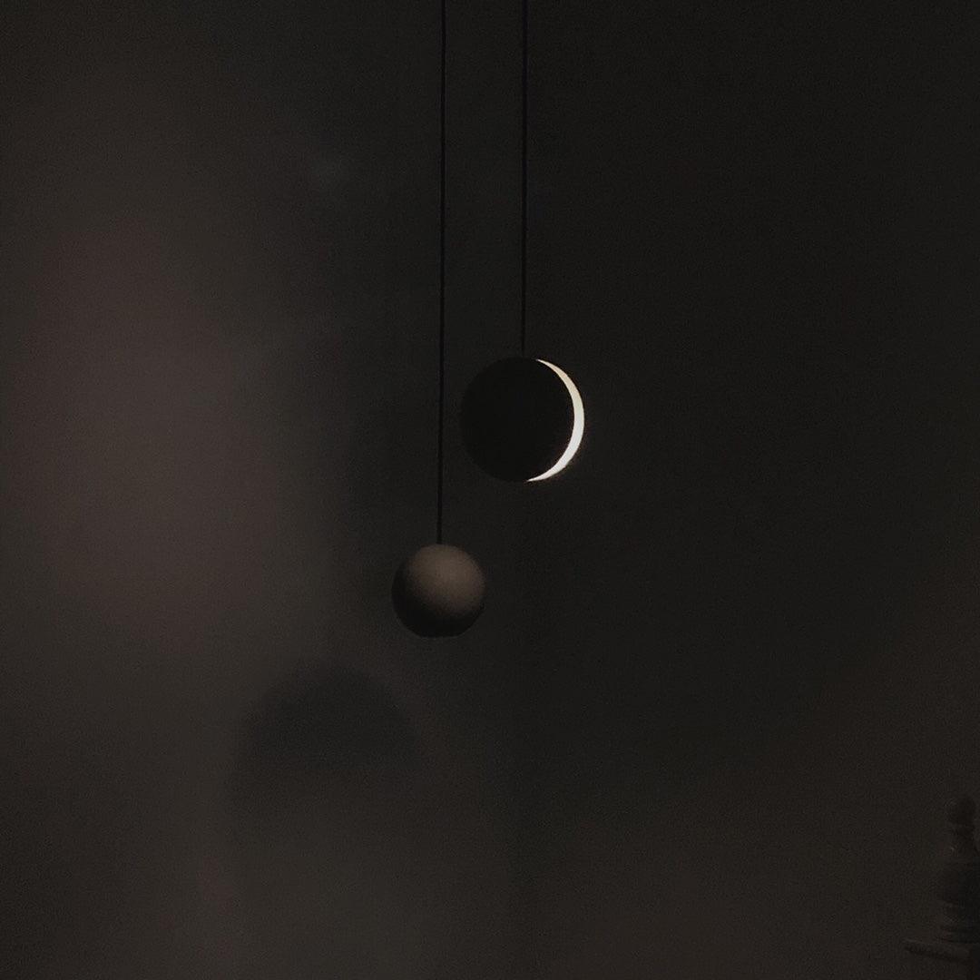 moon-concrete-pendant-lamp-anzaz--17