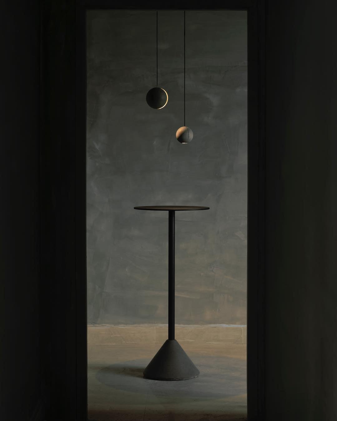 moon-concrete-pendant-lamp-anzaz--32