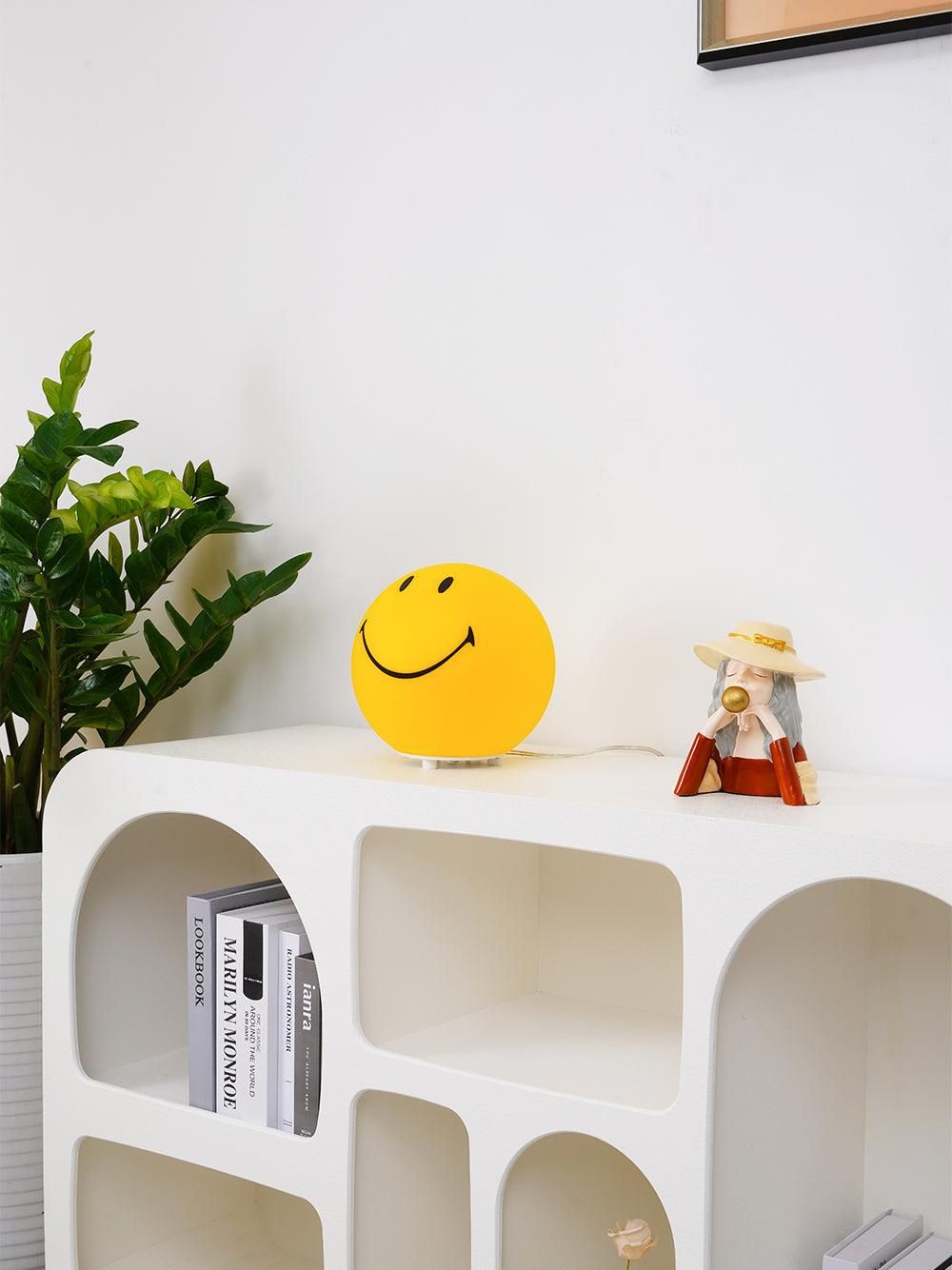 smiling-table-lamp-anzaz--21
