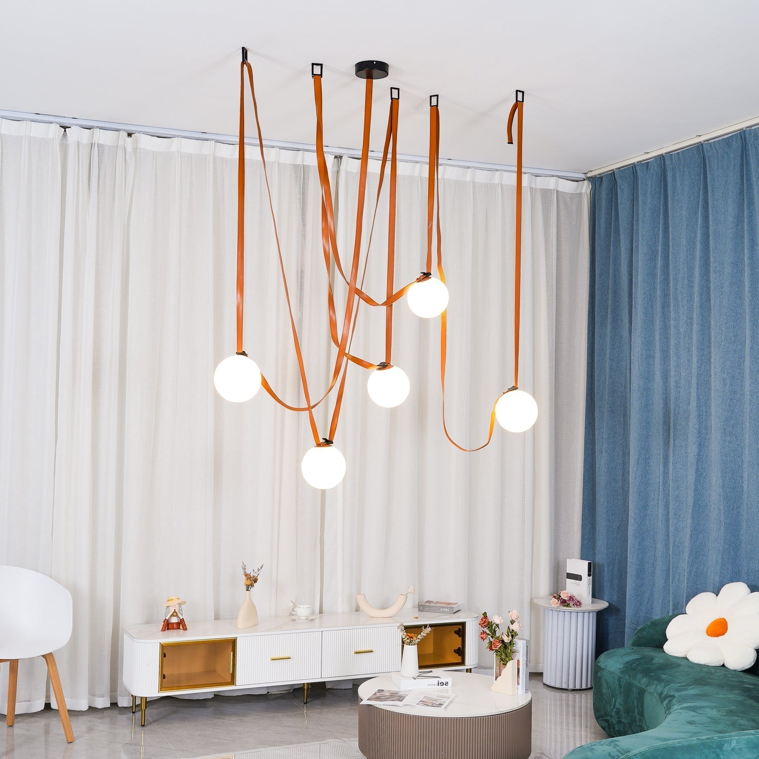 multiple-belt-art-pendant-light-anzaz-Version A Red Canvas-7