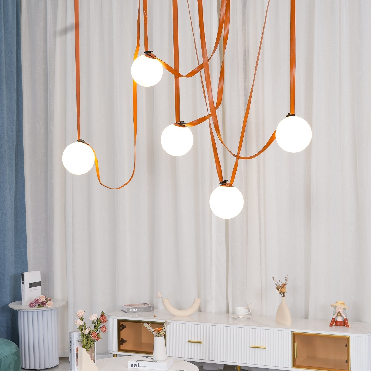multiple-belt-art-pendant-light-anzaz-Version A Red Canvas-9
