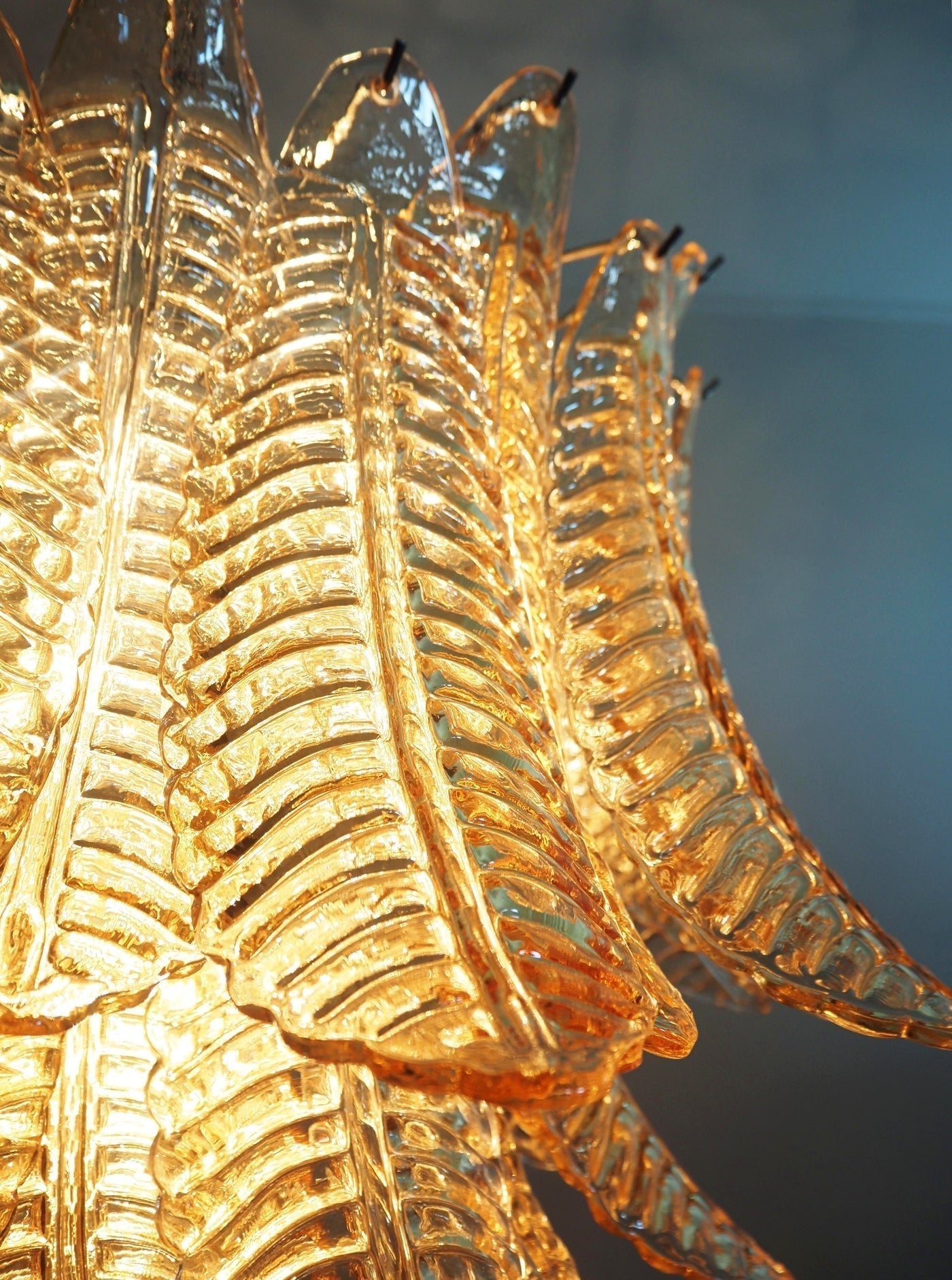 murano-amber-glass-leaf-chandelier-anzaz--6