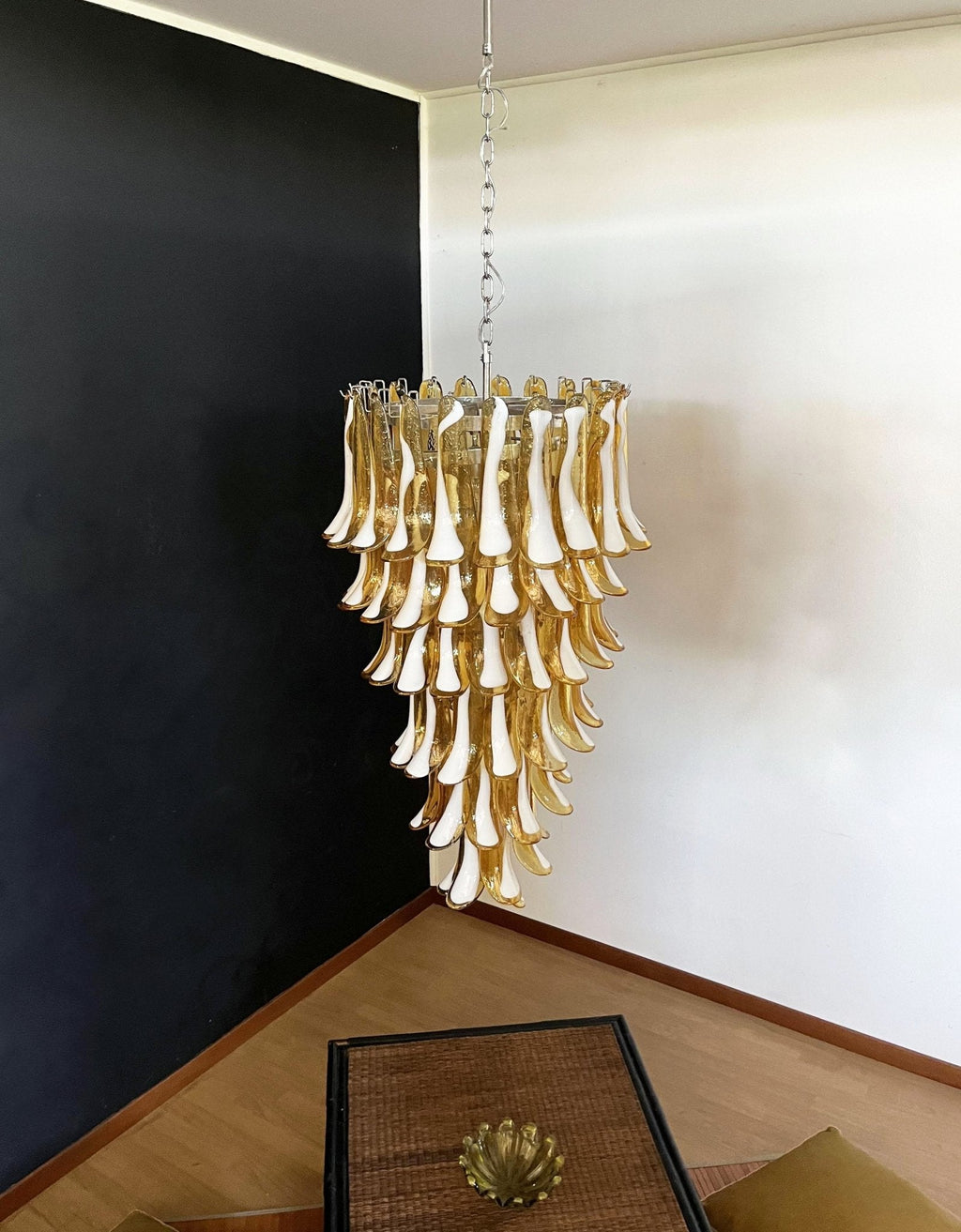 murano-amber-petals-spiral-chandelier-anzaz--10