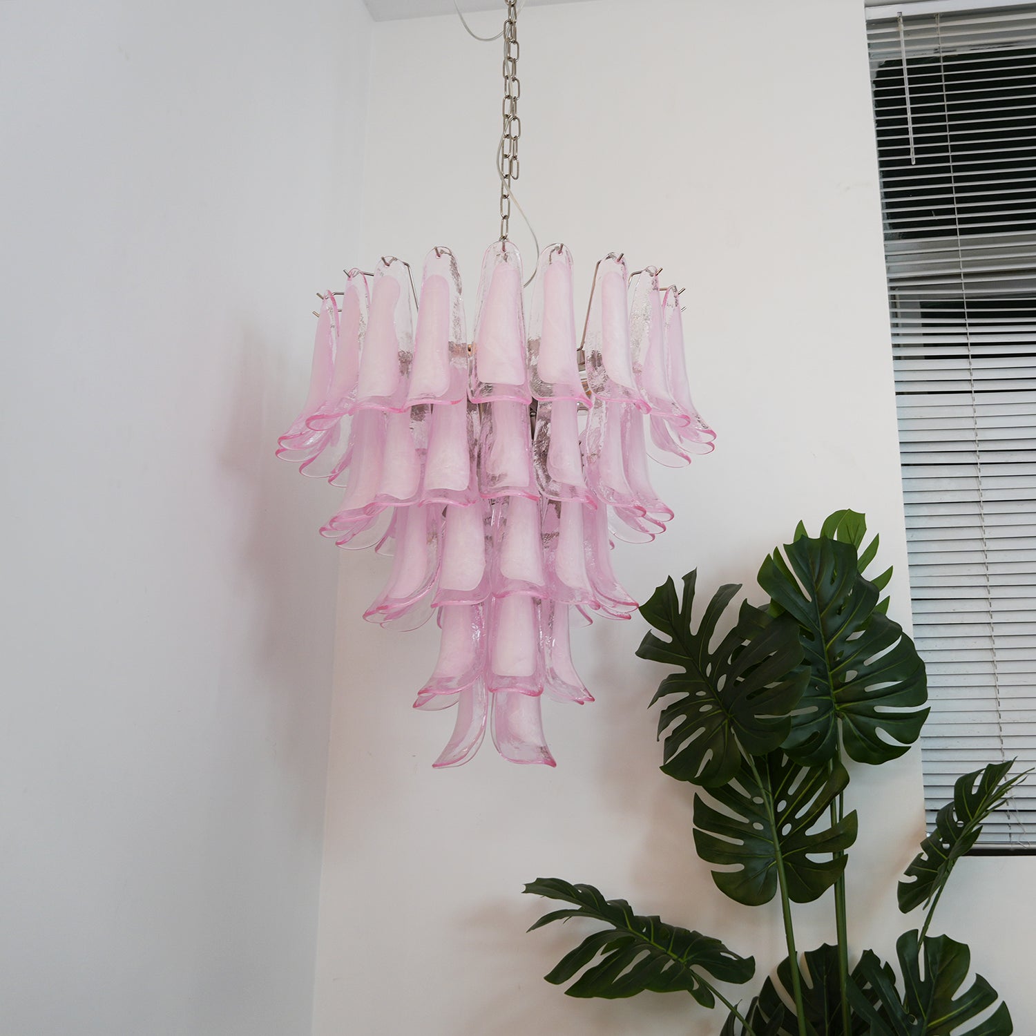 murano-pink-glass-petals-chandelier-anzaz--2
