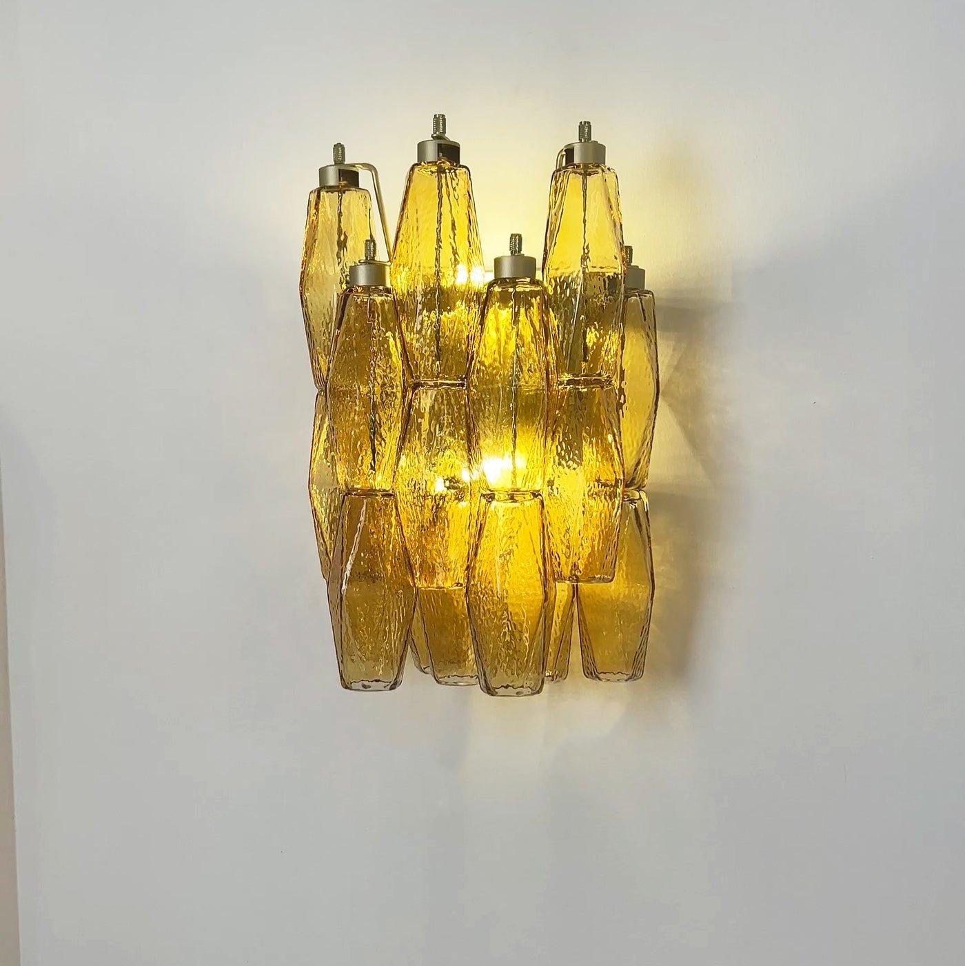 murano-rhombus-amber-glass-wall-lamp-anzaz--3