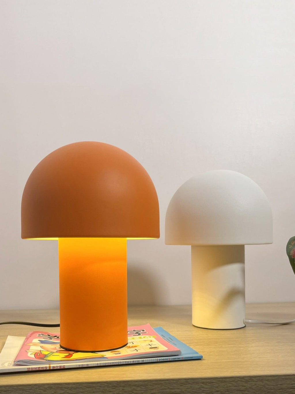 mushroom-umbrella-table-lamp-anzaz--50