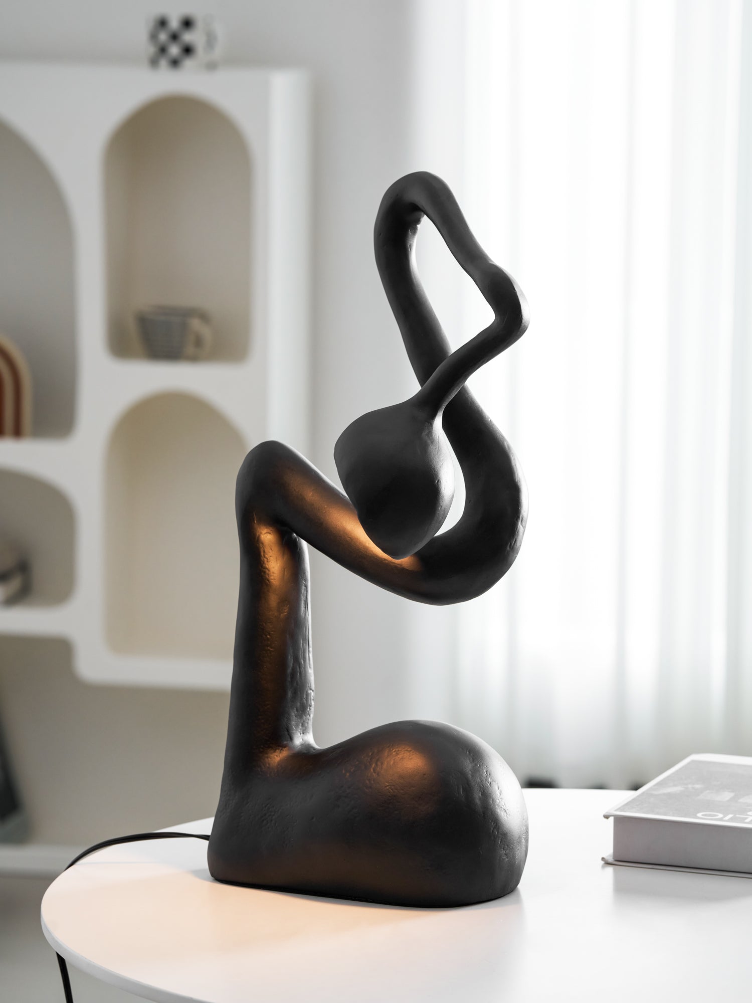 myrrh-sculpture-table-lamp-anzaz--26