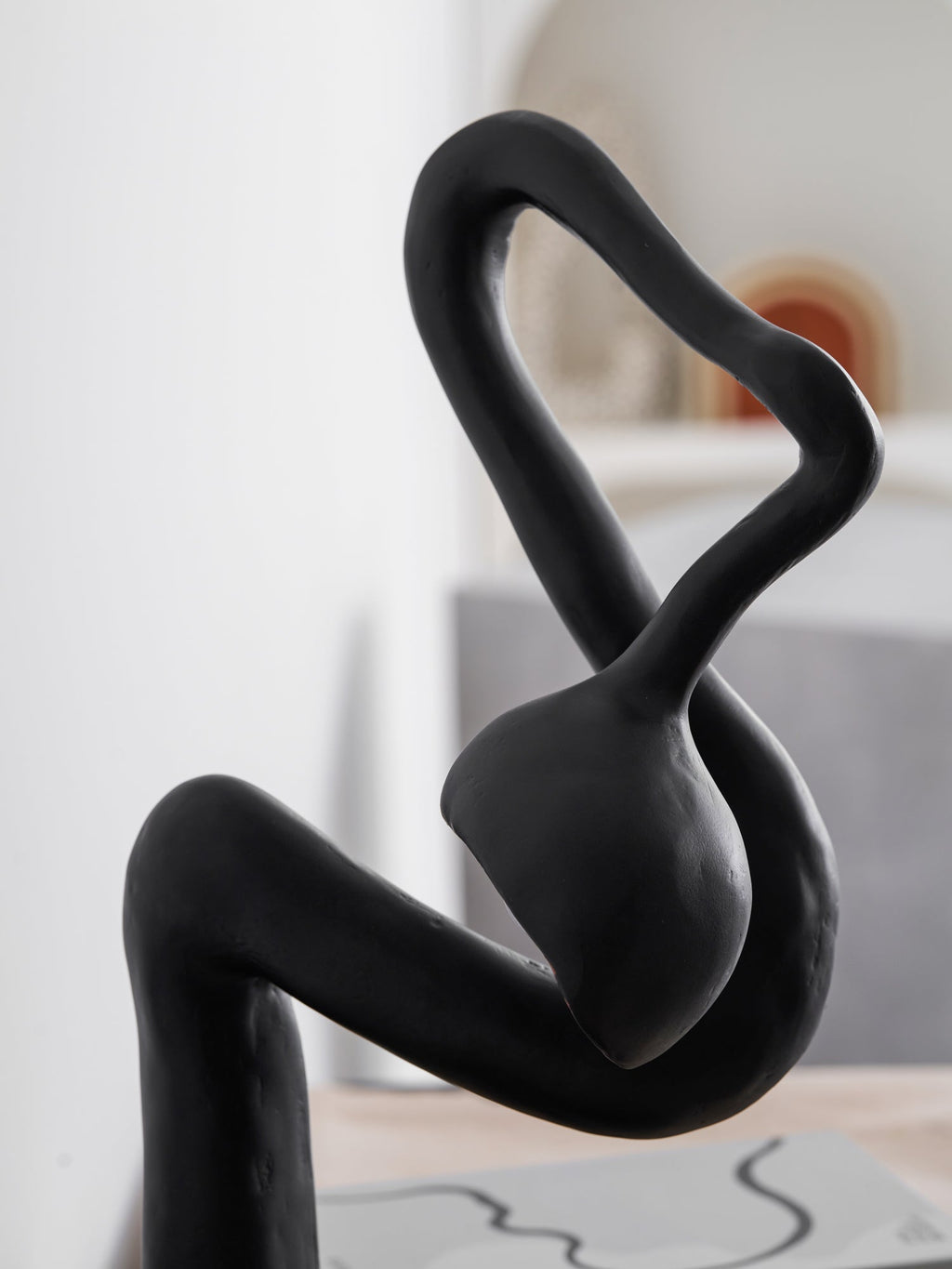 myrrh-sculpture-table-lamp-anzaz--34