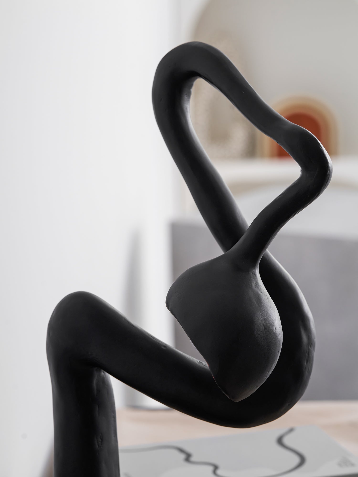 myrrh-sculpture-table-lamp-anzaz--34