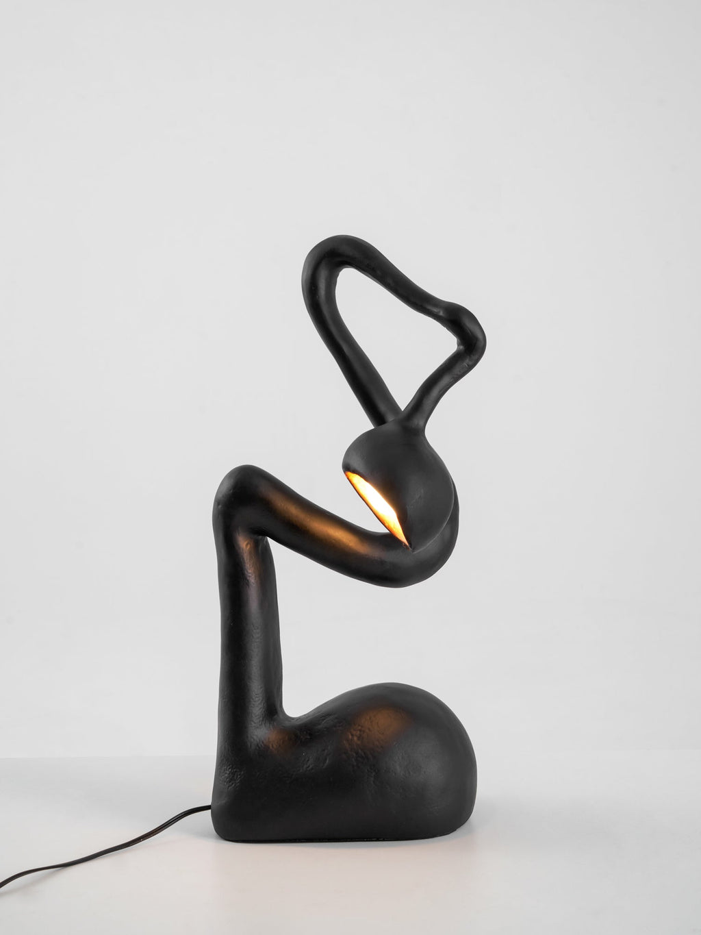 myrrh-sculpture-table-lamp-anzaz--40