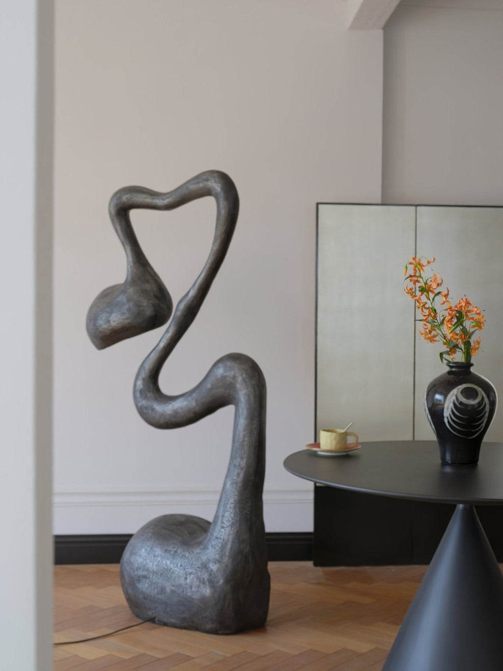 myrrh-sculpture-floor-lamp-anzaz--58