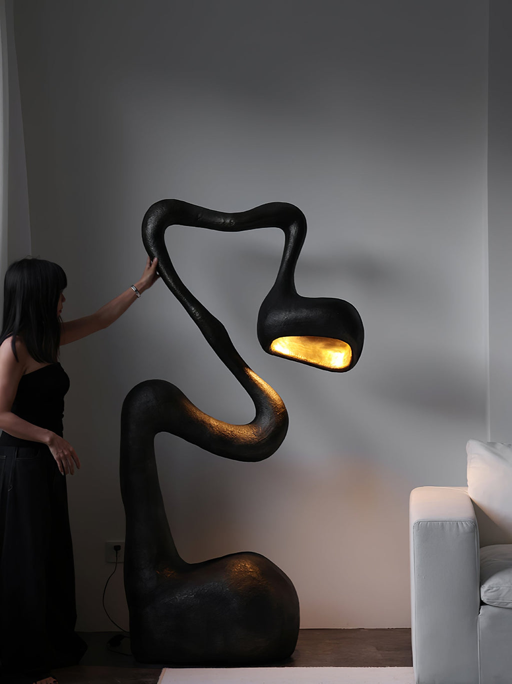 myrrh-sculpture-floor-lamp-anzaz-Black-3