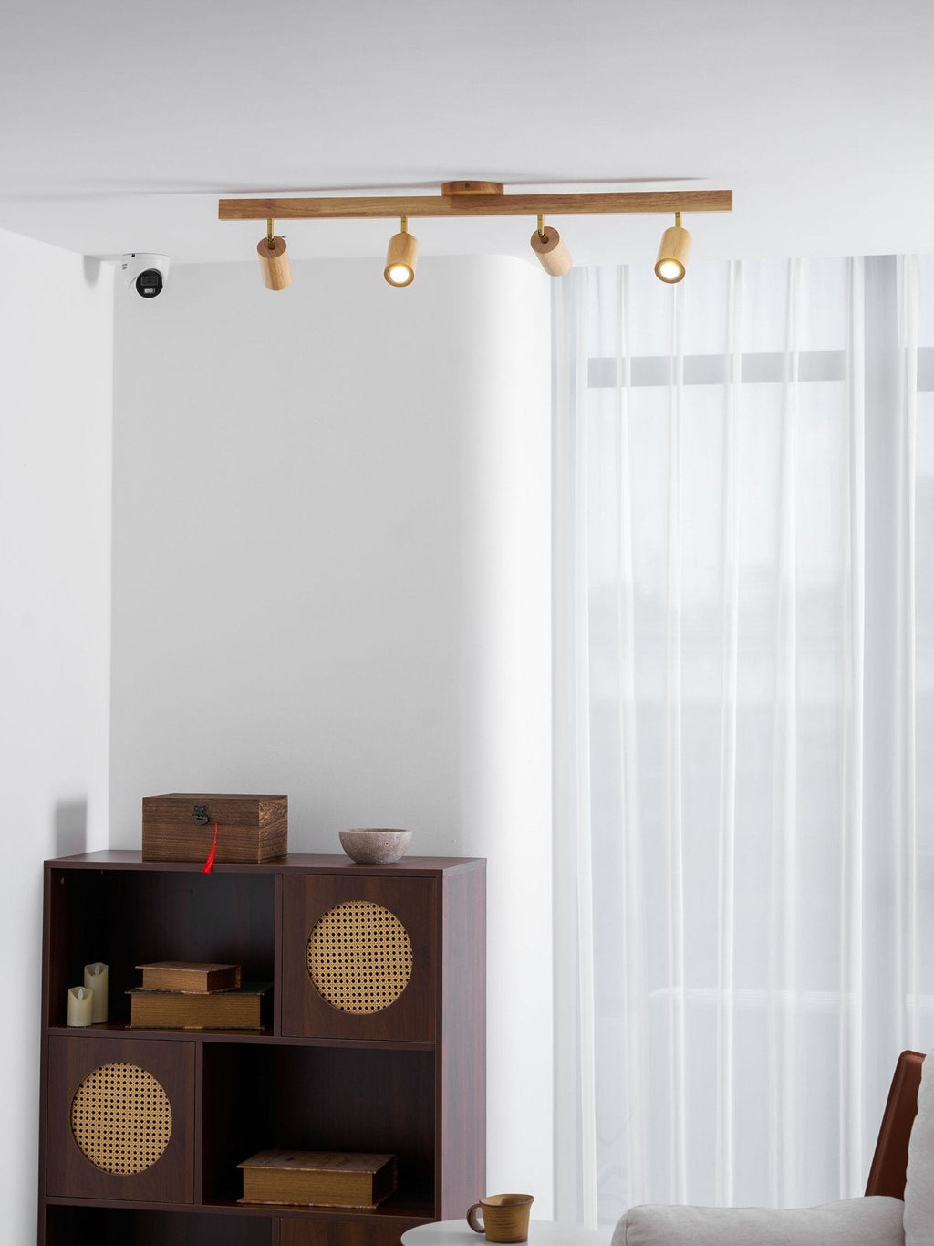 natural-wood-beam-spotlight-light-anzaz--55