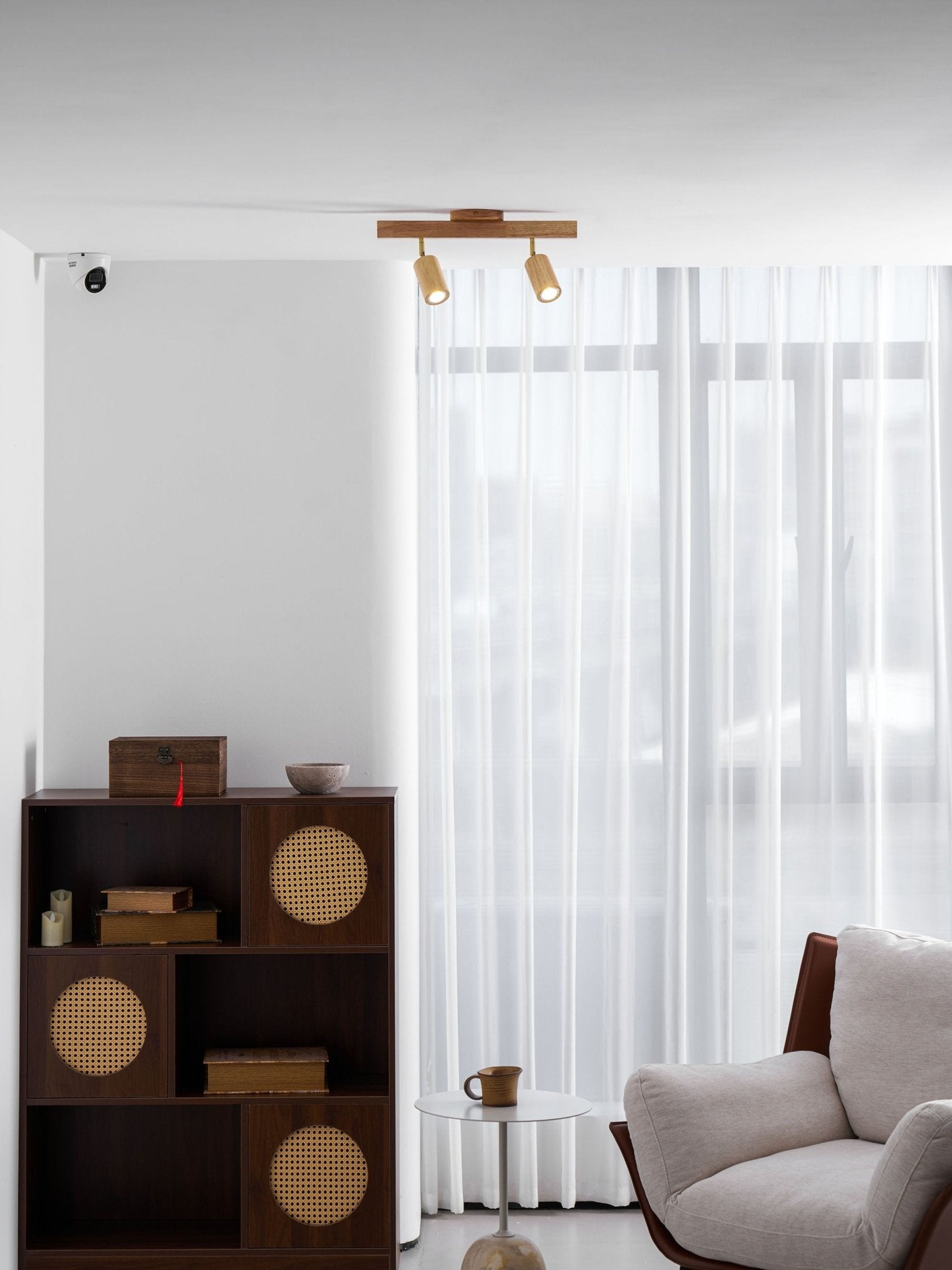 natural-wood-beam-spotlight-light-anzaz--51