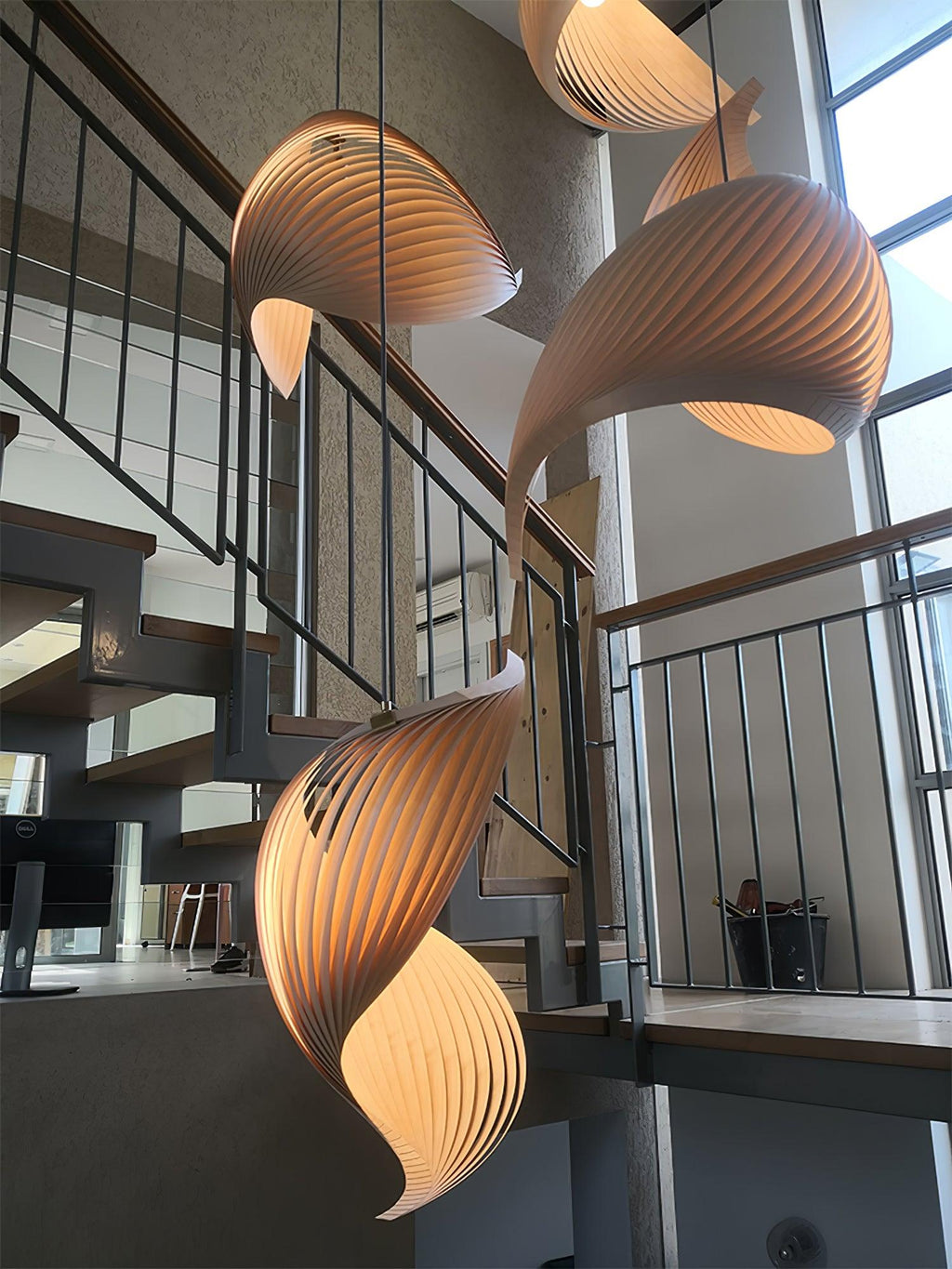 nautilus-shell-pendant-light-anzaz-Wood Colour-16