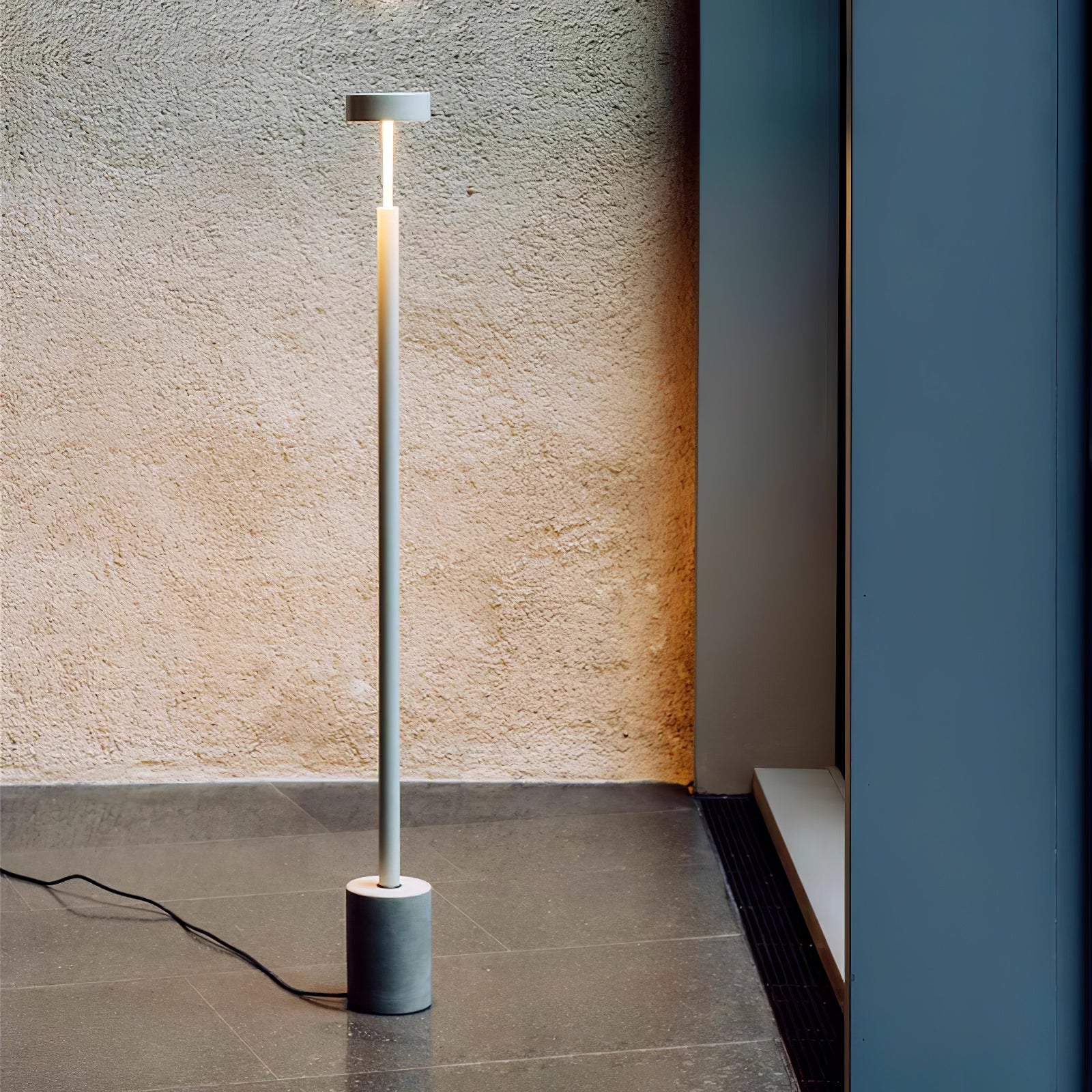 naya-rotatable-floor-lamp-anzaz-White & Dual color temperature-7