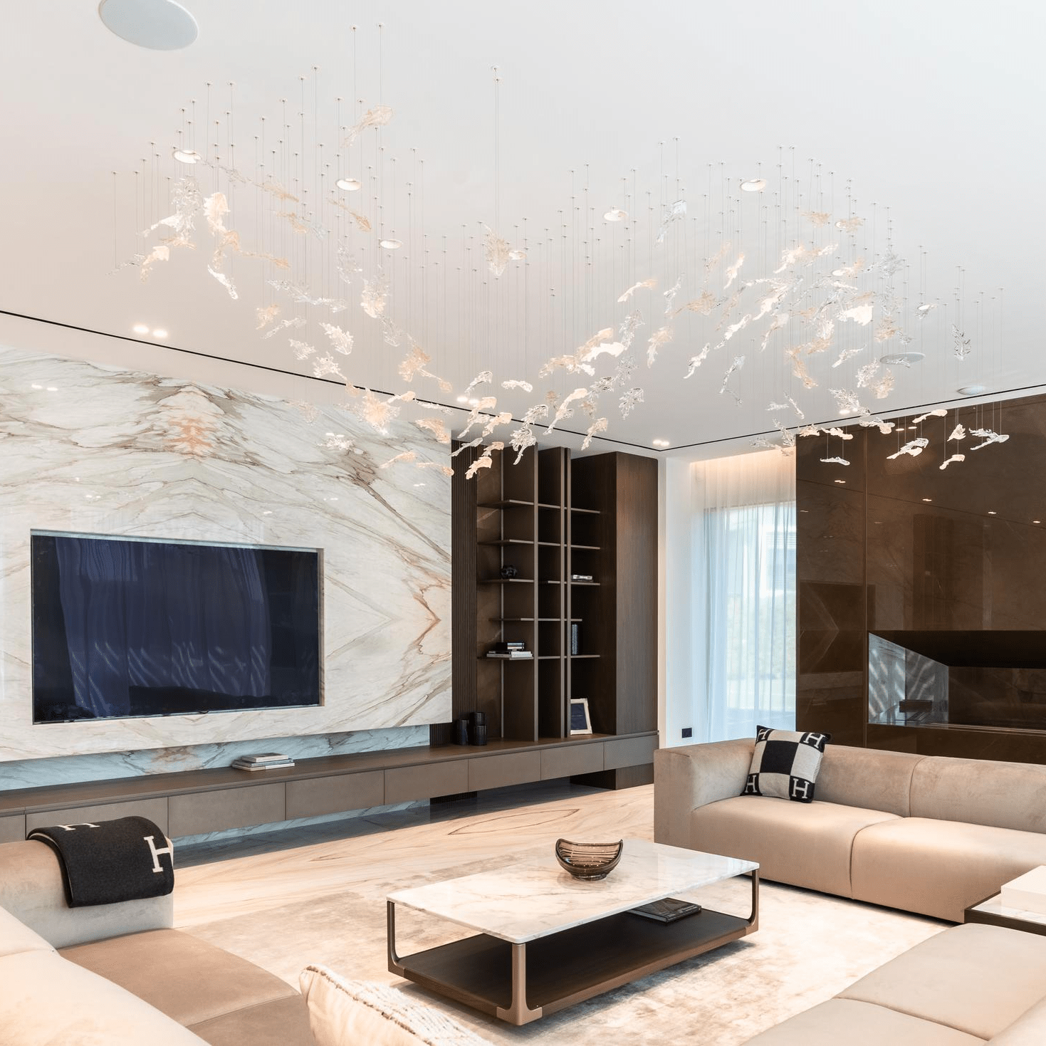 nectar-leaves-chandelier-anzaz-Gold & White & Clear（No Ceiling Plate）-2