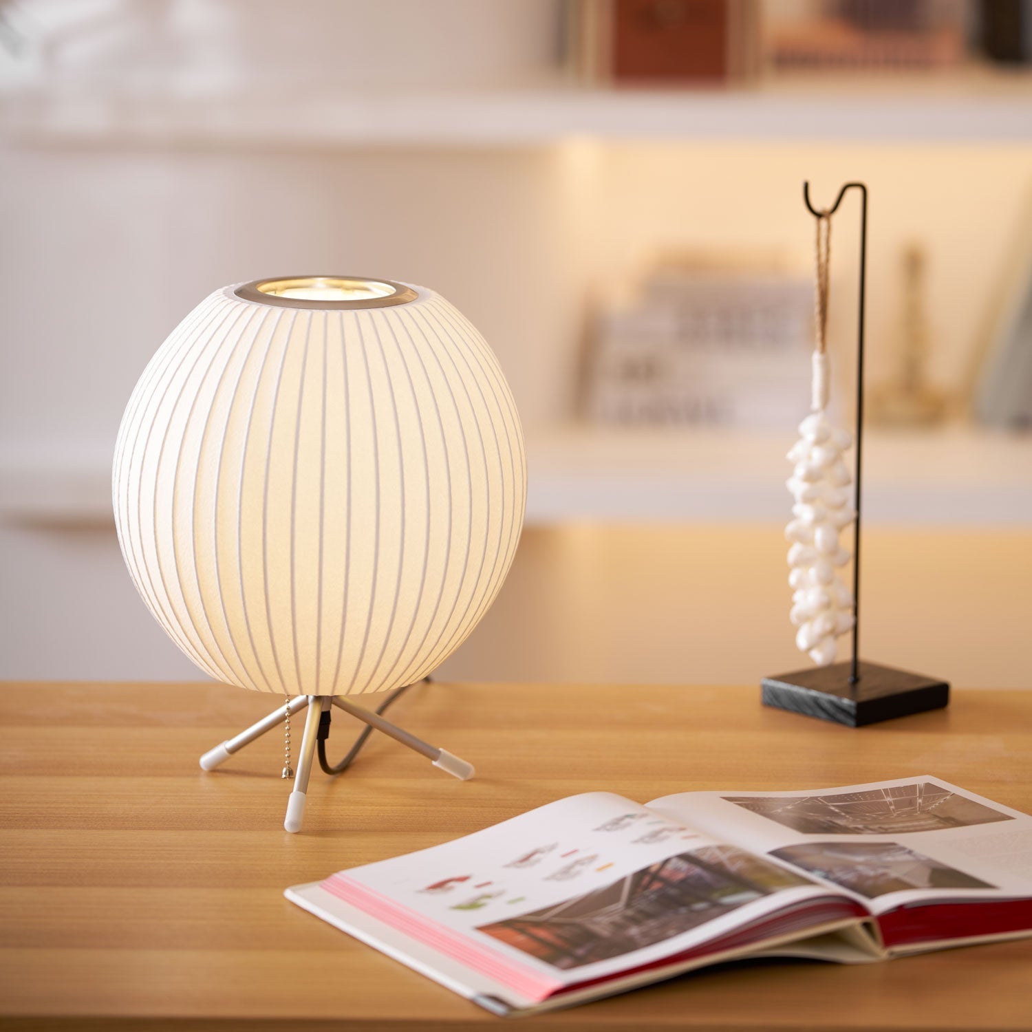 nelson-tripod-table-lamp-anzaz--139