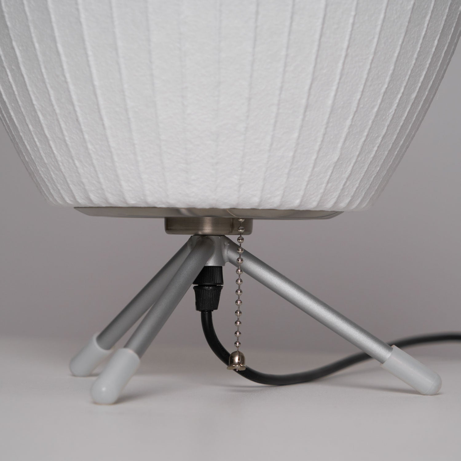 nelson-tripod-table-lamp-anzaz--158
